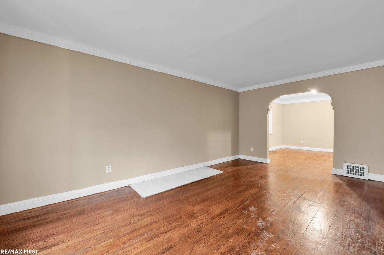 17417 STOEPEL, Detroit, MI 48221 — Photo 8