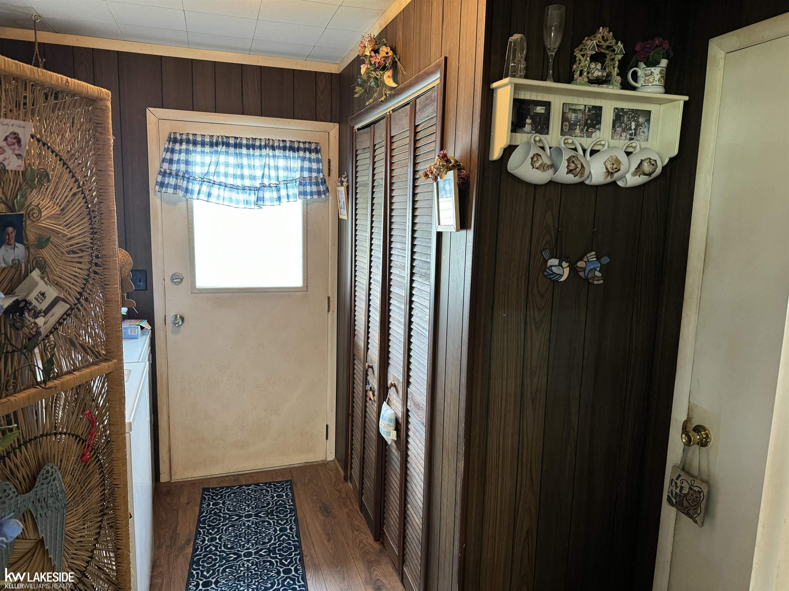 8327 Rowe Drive, MI — Photo 6