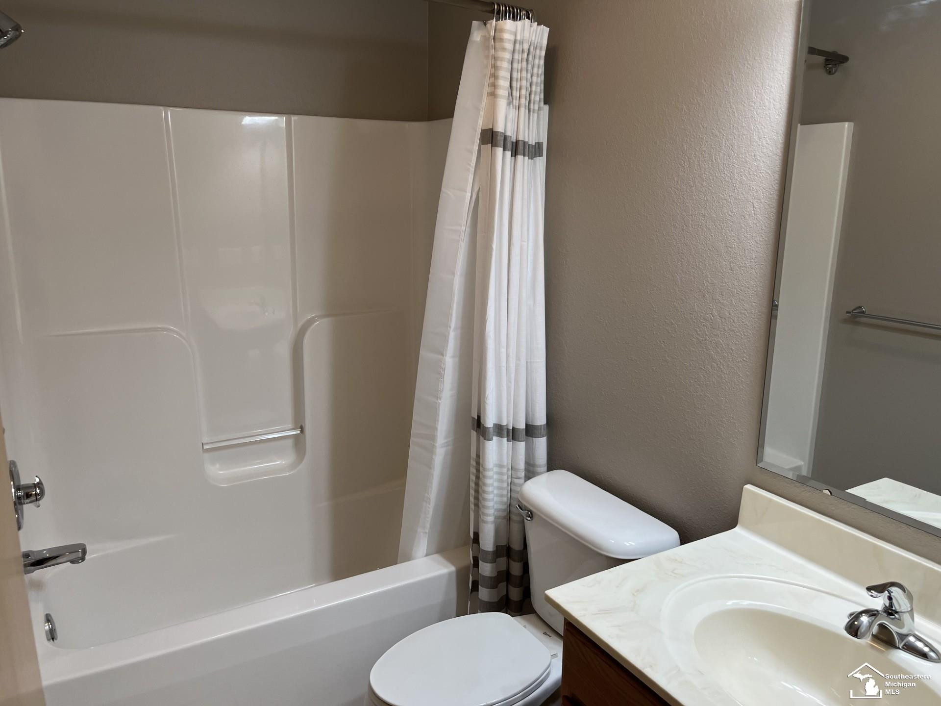 7999 Timber Wood, Temperance, MI 48182 — Photo 28
