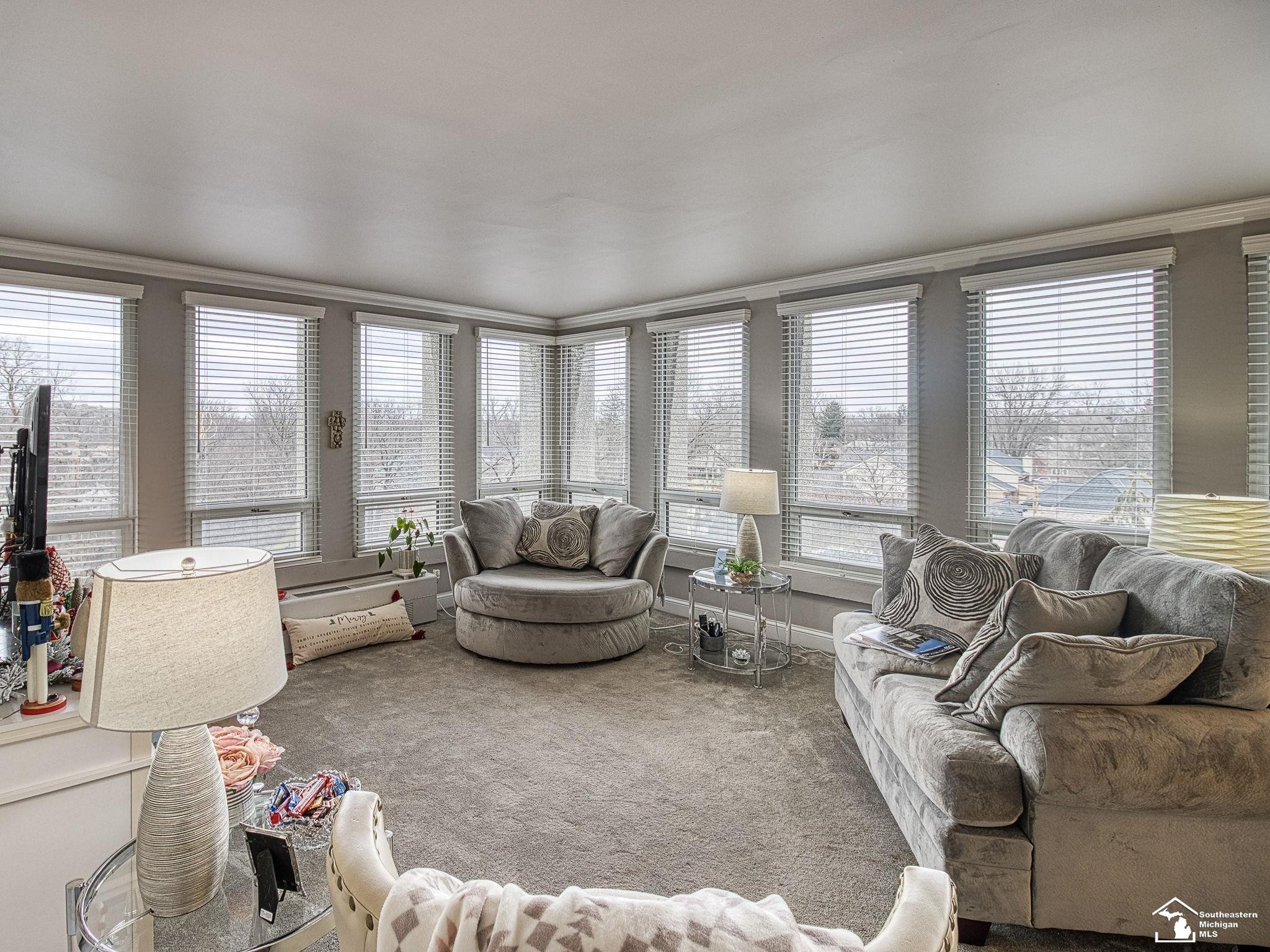 22700 Garrison, 409, Dearborn, MI 48124 — Photo 2