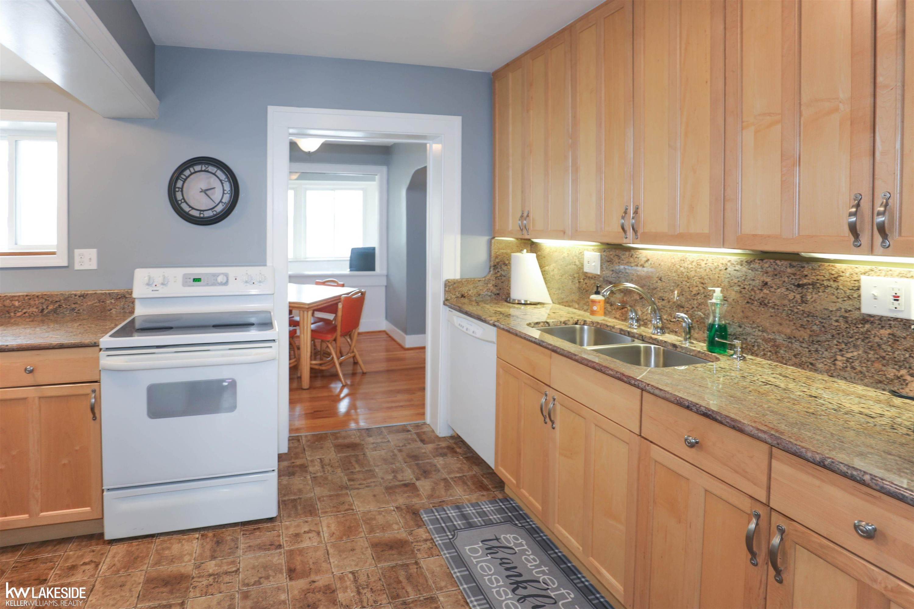 108 Highland, Lake Orion, MI 48362 — Photo 8