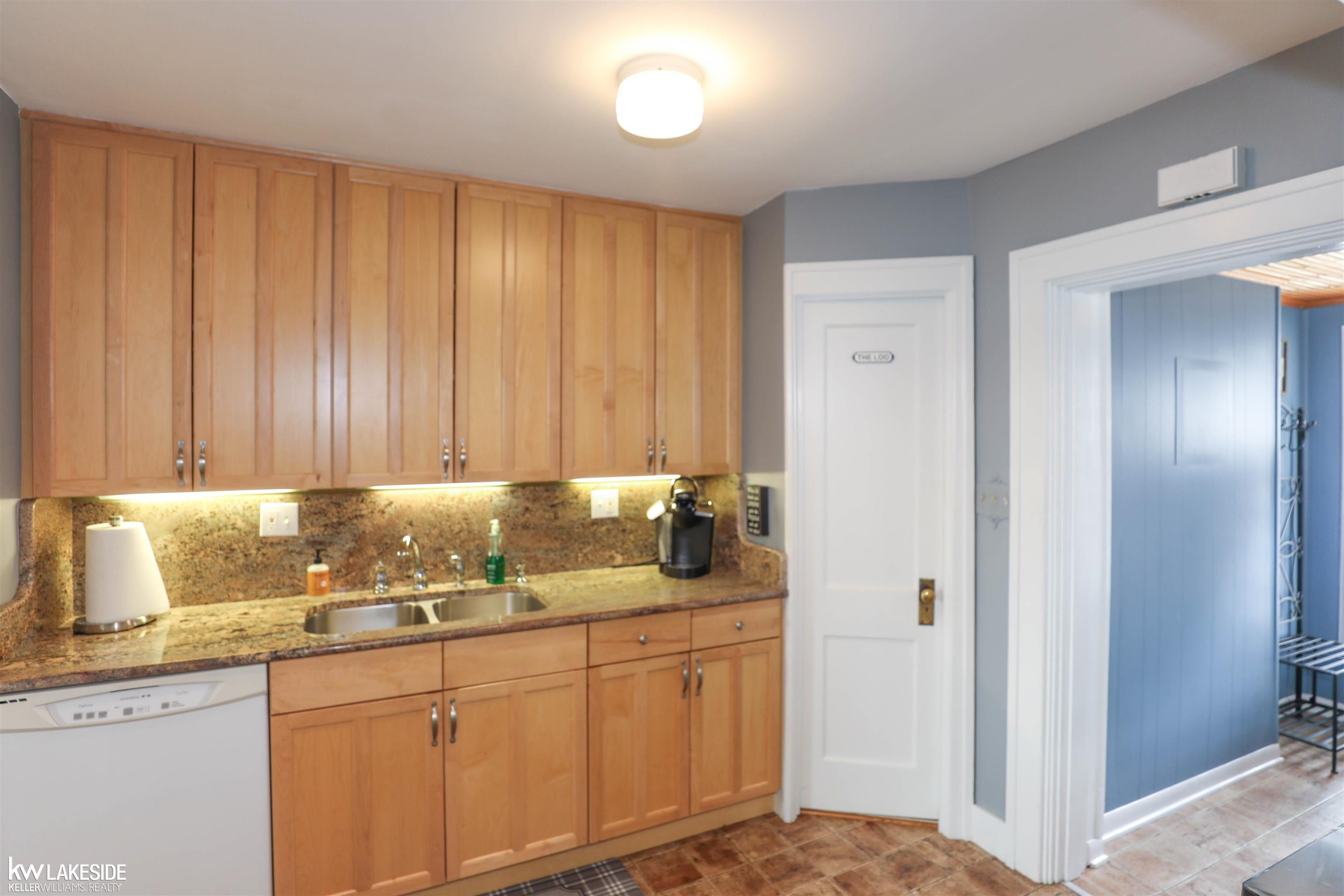 108 Highland, Lake Orion, MI 48362 — Photo 9