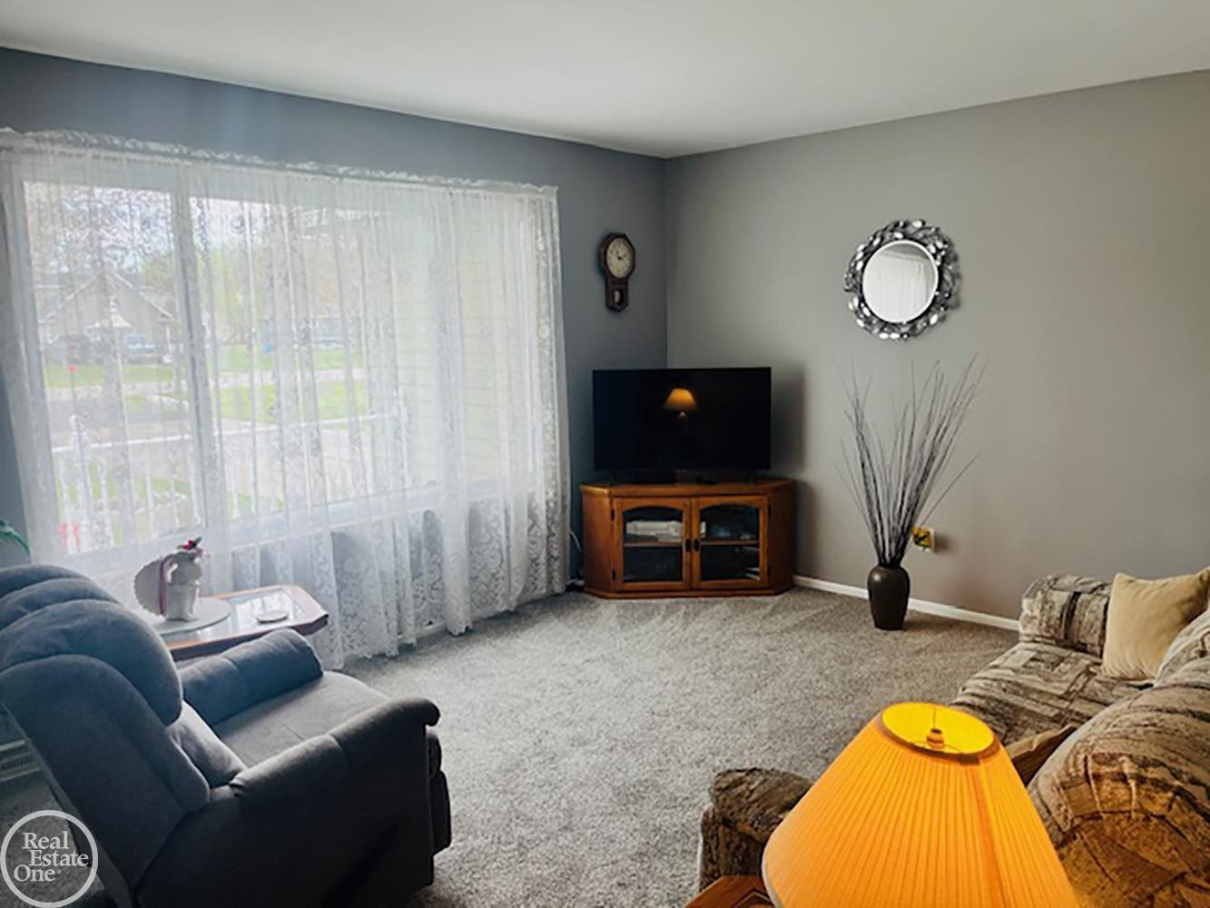 4614 Kingsbury Drive, Port Huron, MI 48060 — Photo 11
