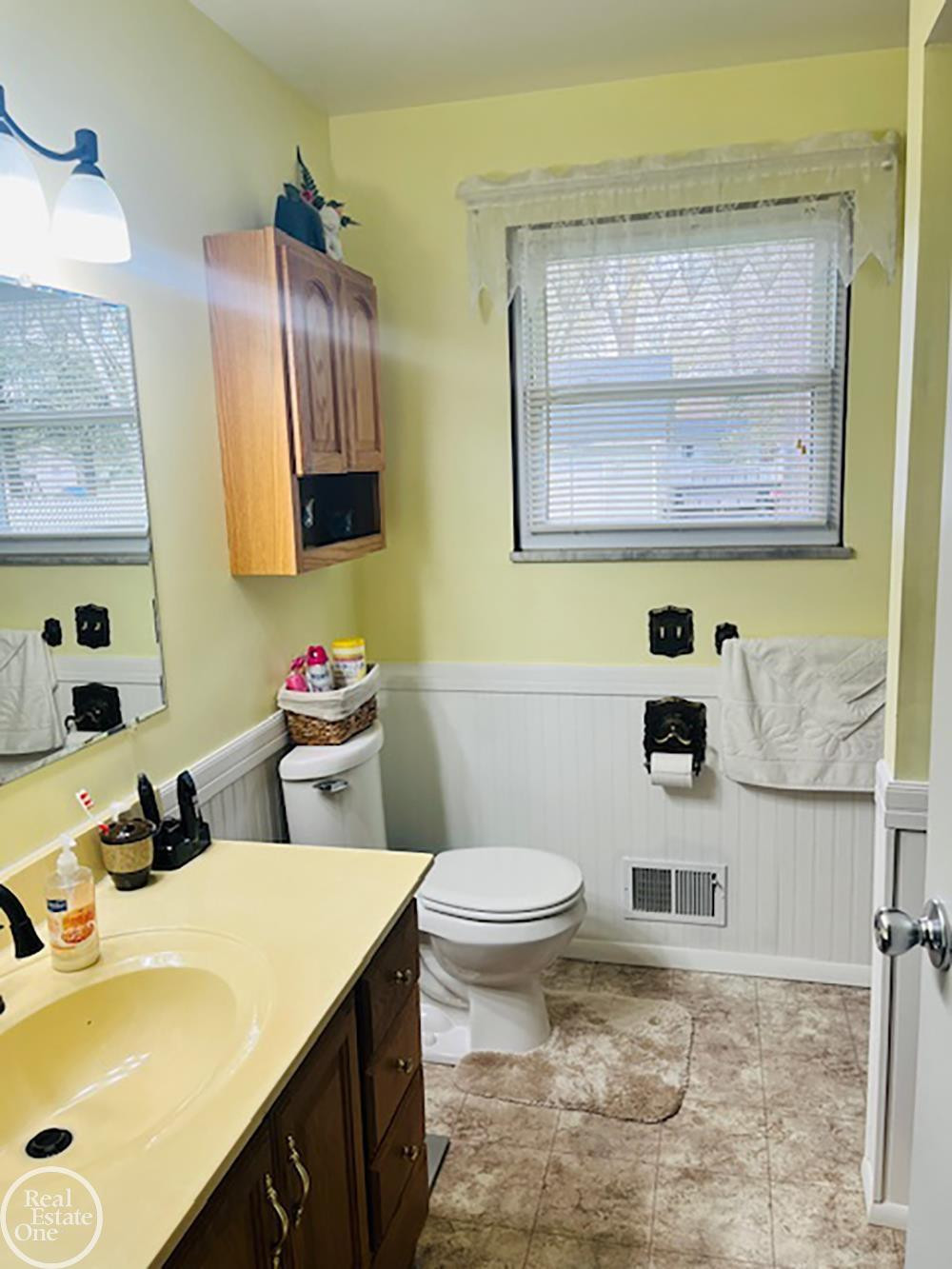 4614 Kingsbury Drive, Port Huron, MI 48060 — Photo 19