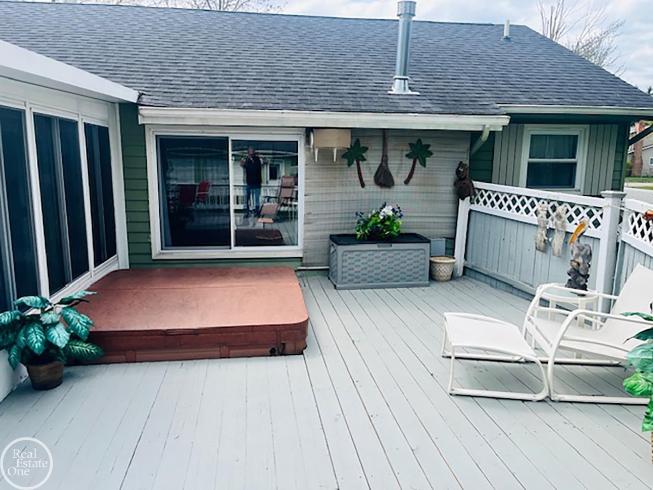 4614 Kingsbury Drive, Port Huron, MI 48060 — Photo 24