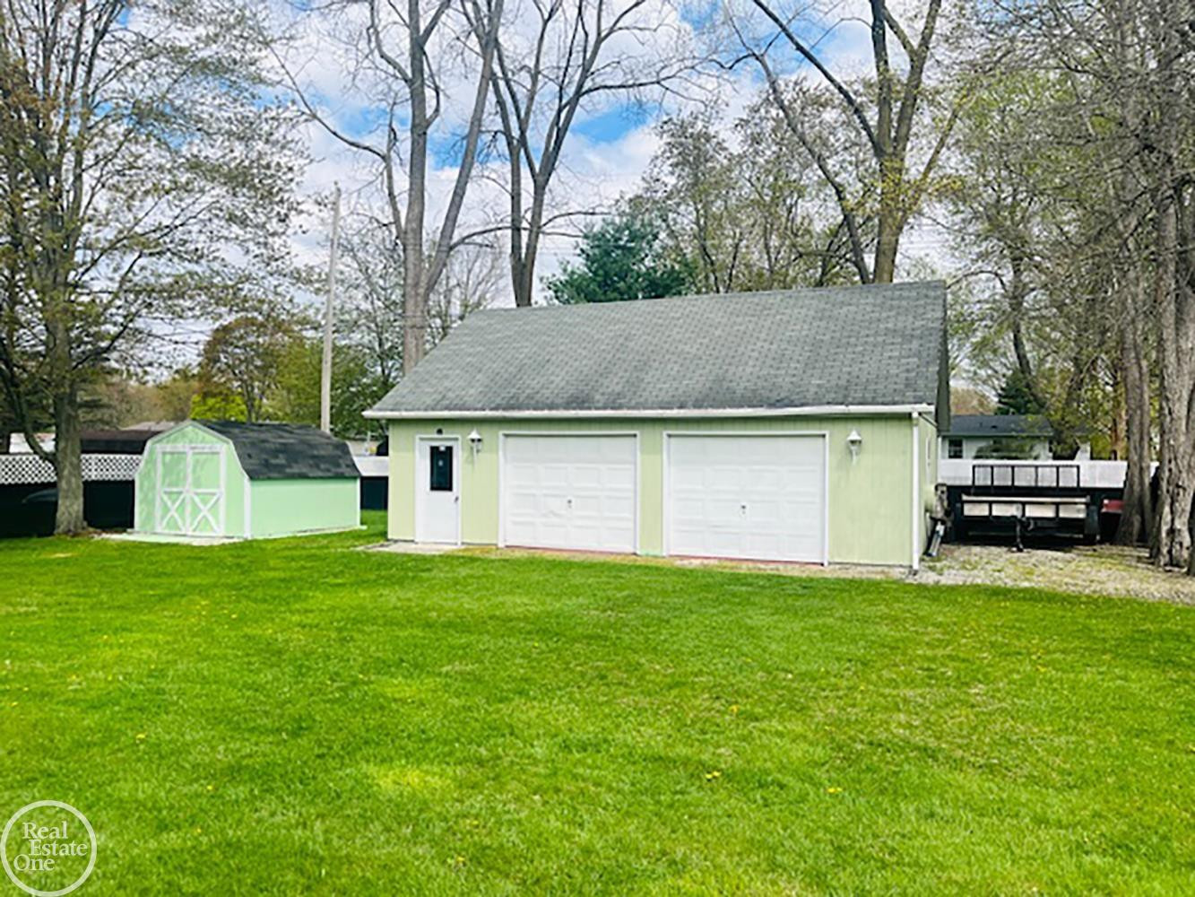 4614 Kingsbury Drive, Port Huron, MI 48060 — Photo 29