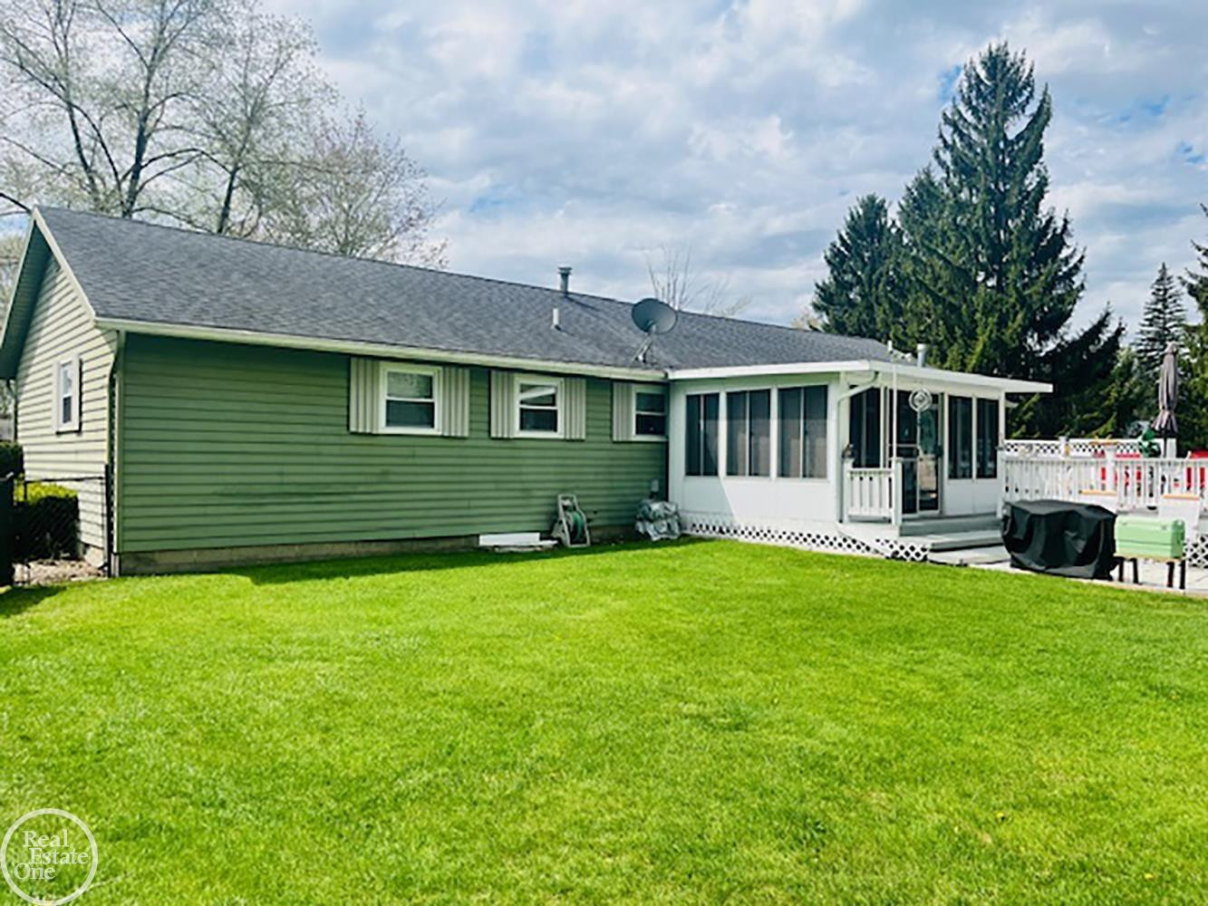 4614 Kingsbury Drive, Port Huron, MI 48060 — Photo 39
