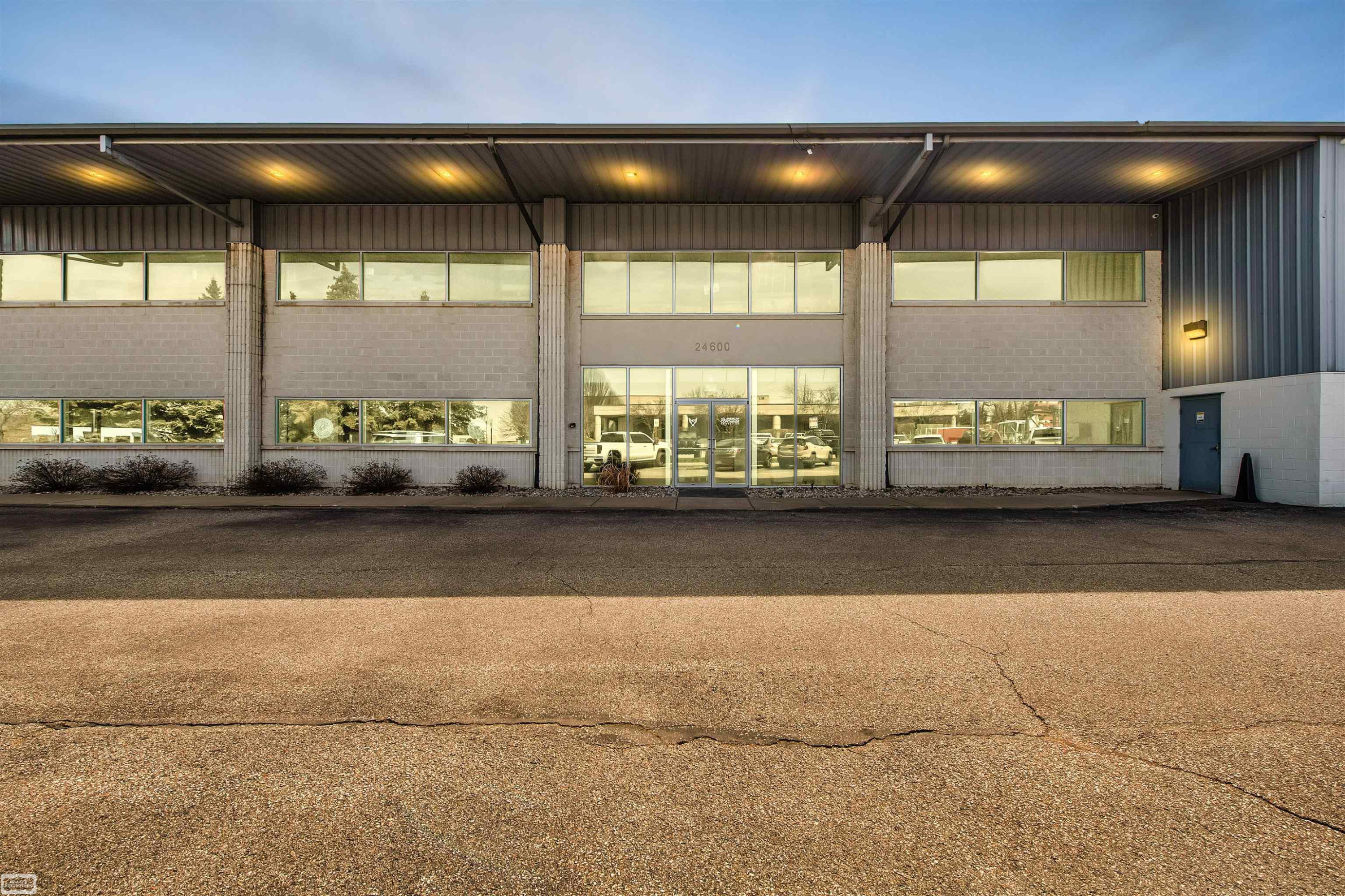 24600 Wood Court, MI 48042