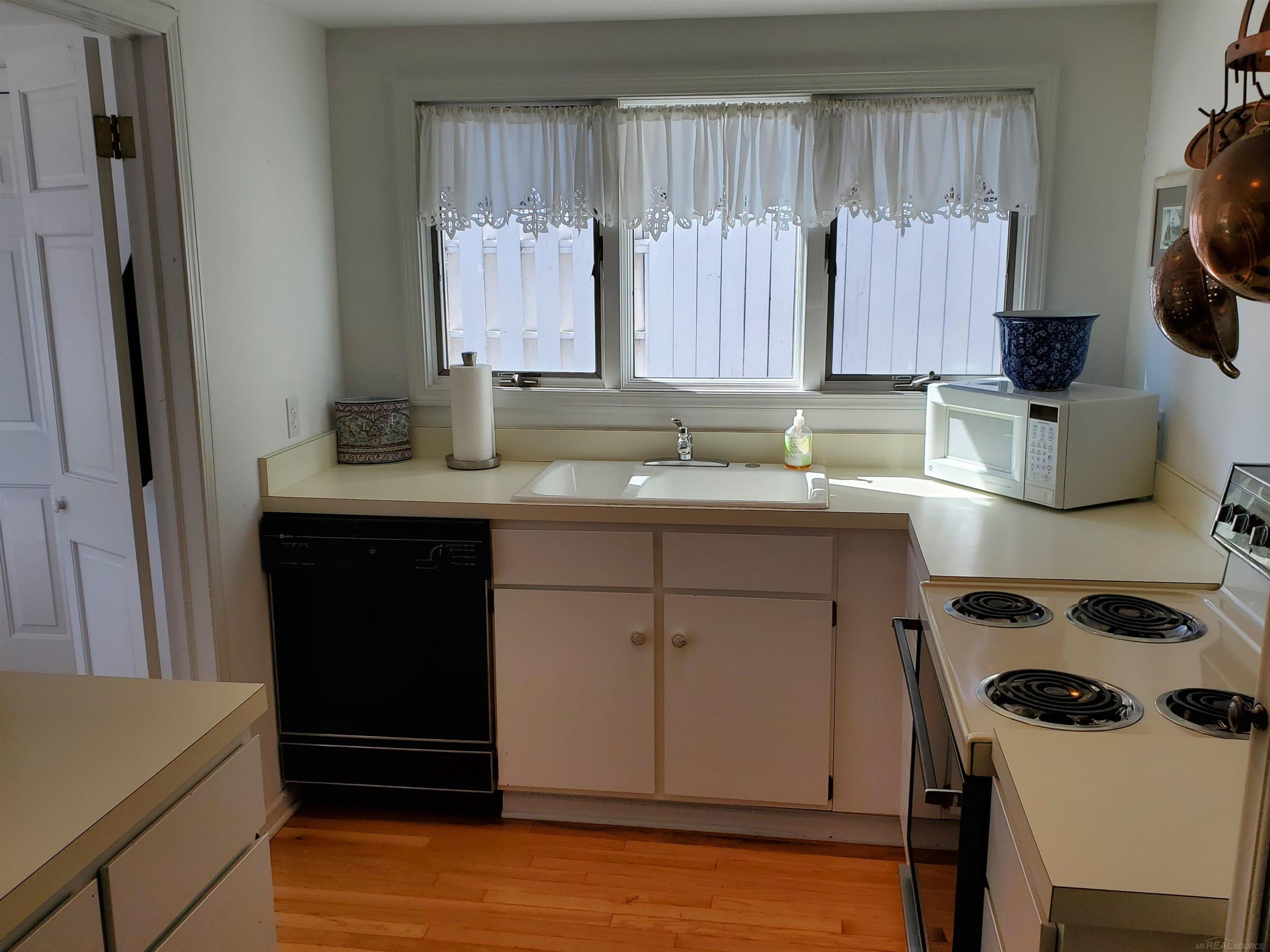 5 N Lake Street, Port Sanilac, MI 48469 — Photo 4