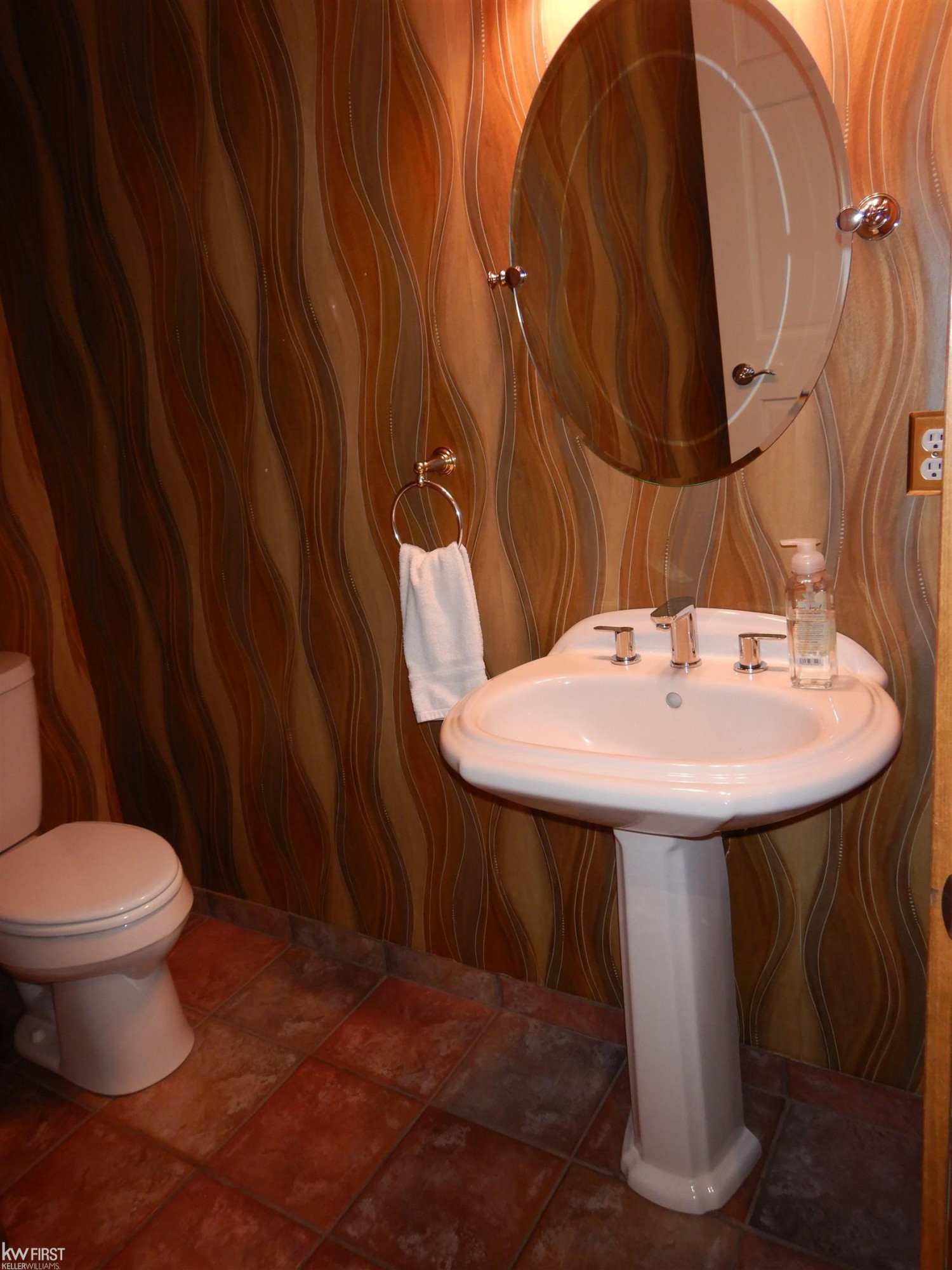 16085 Silver Bend Drive, Linden, MI 48451 — Photo 35