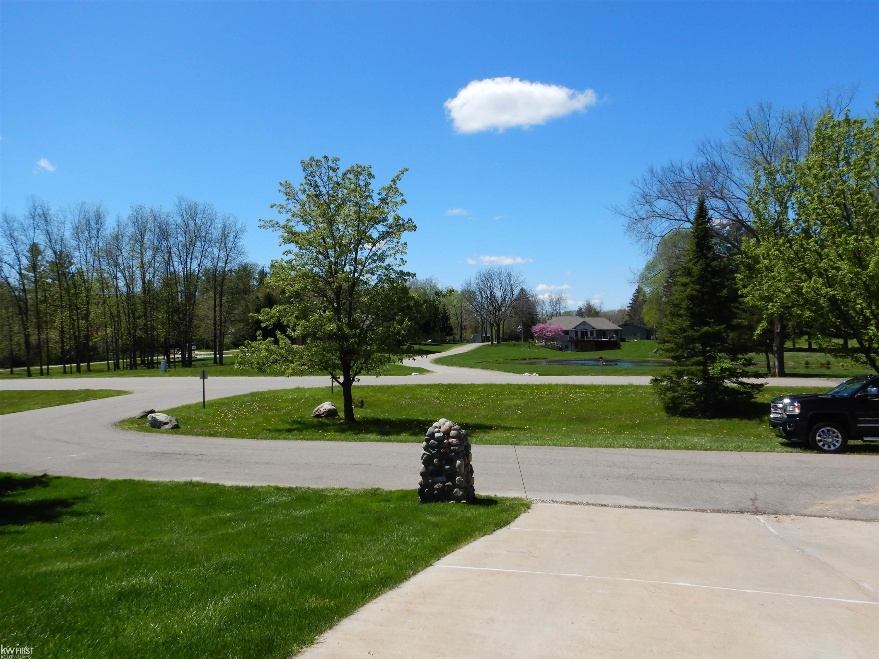16085 Silver Bend Drive, Linden, MI 48451 — Photo 58