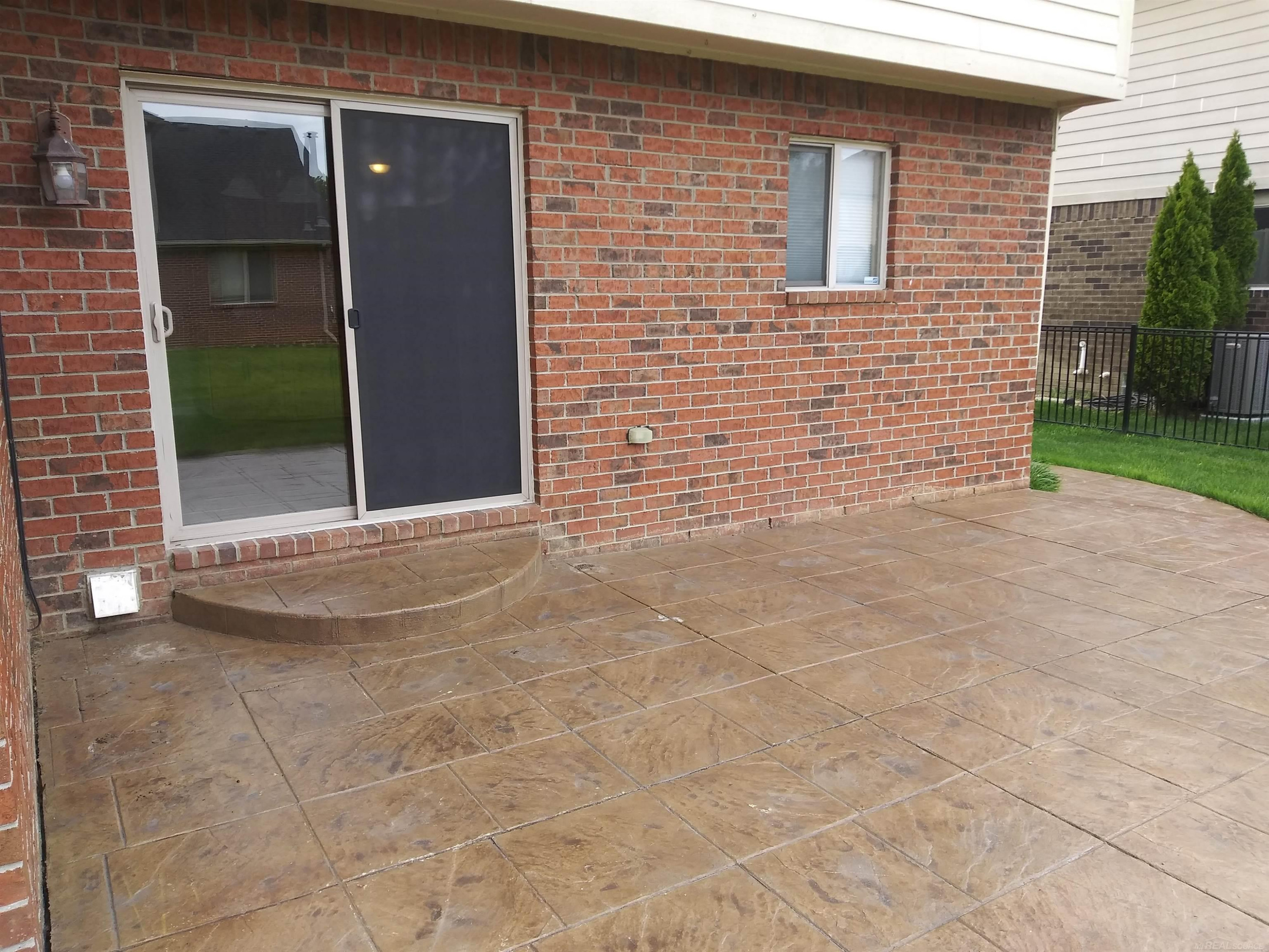 45394 Torch Lake Drive, Macomb, MI 48044 — Photo 9