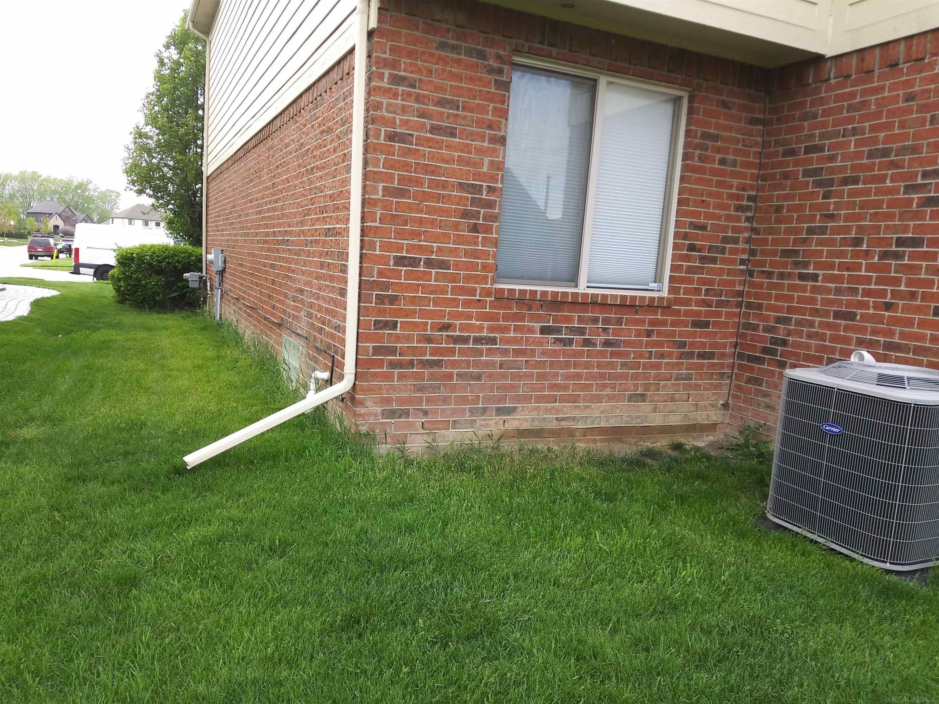 45394 Torch Lake Drive, Macomb, MI 48044 — Photo 11