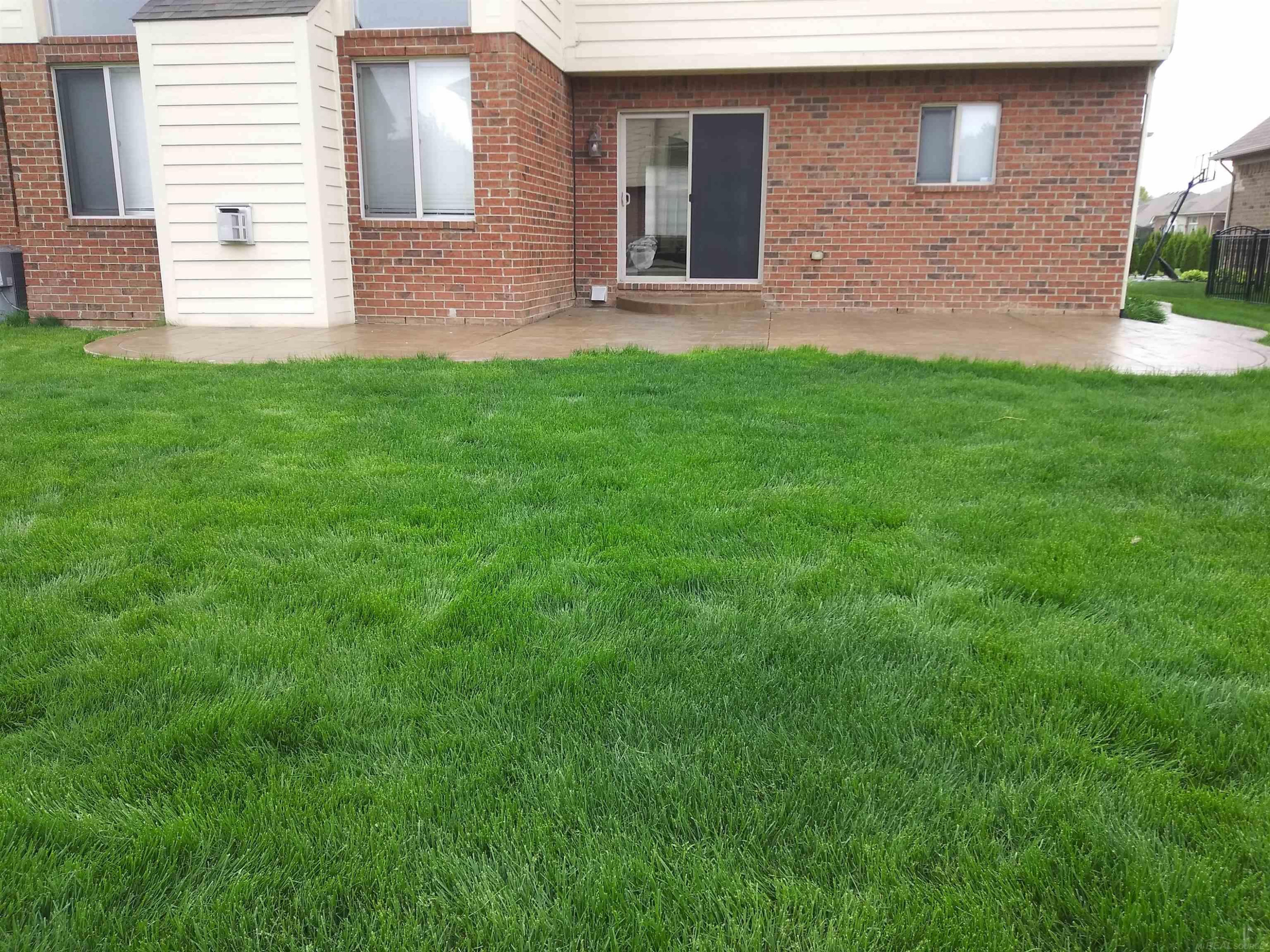 45394 Torch Lake Drive, Macomb, MI 48044 — Photo 17
