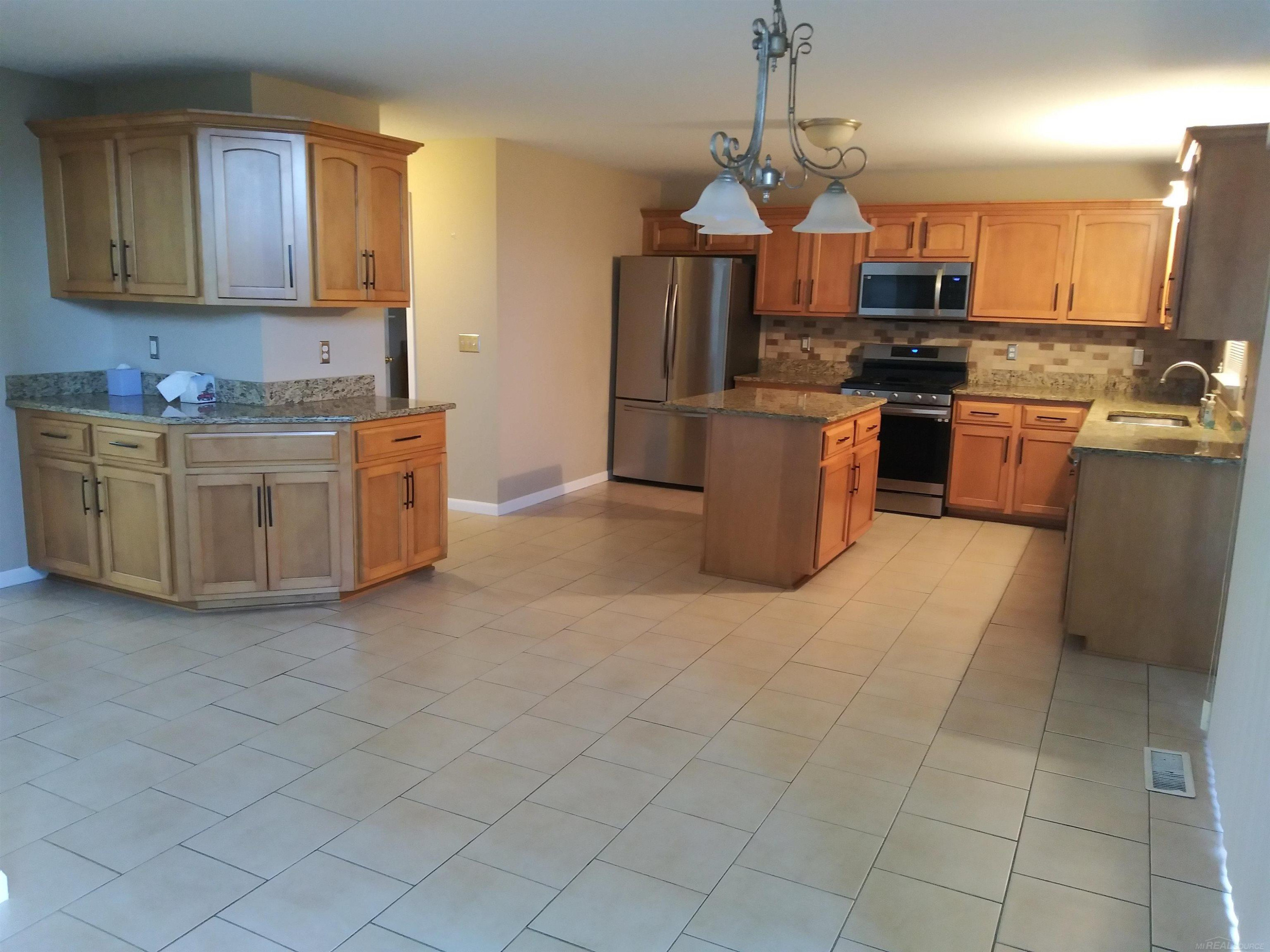 45394 Torch Lake Drive, Macomb, MI 48044 — Photo 50