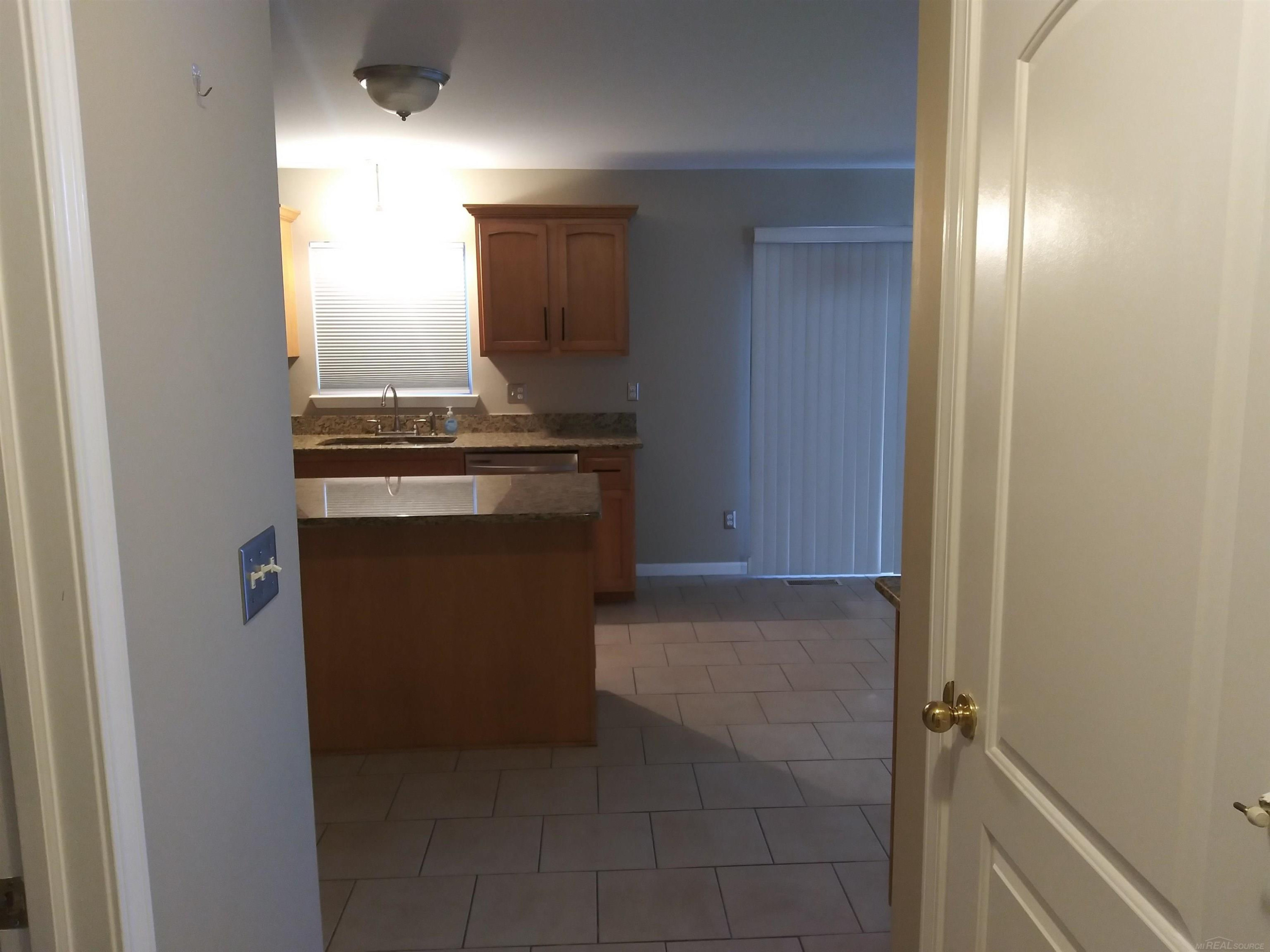 45394 Torch Lake Drive, Macomb, MI 48044 — Photo 57