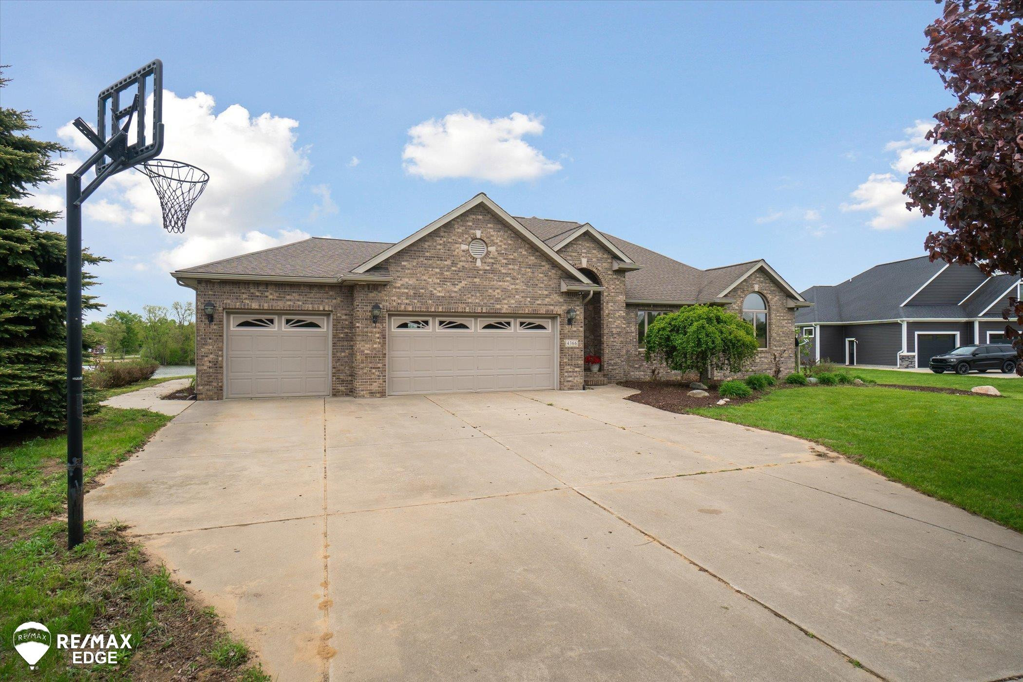4366 Worvies, Columbiaville, MI 48421 — Photo 46