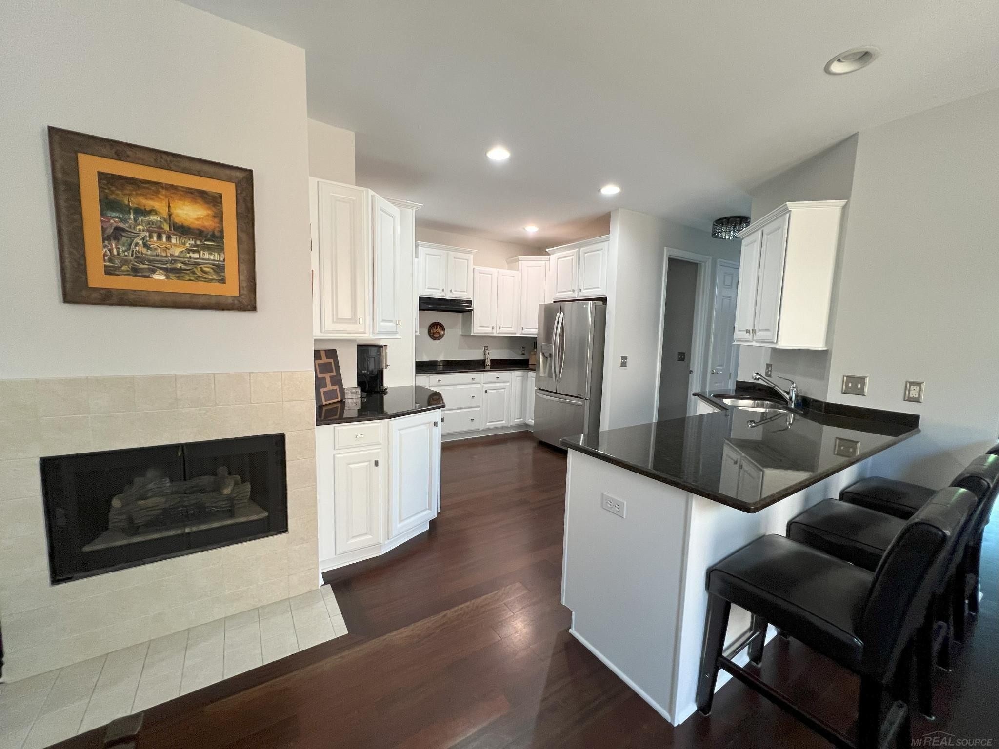 10823 Sparkling Waters, South Lyon, MI 48178 — Photo 7