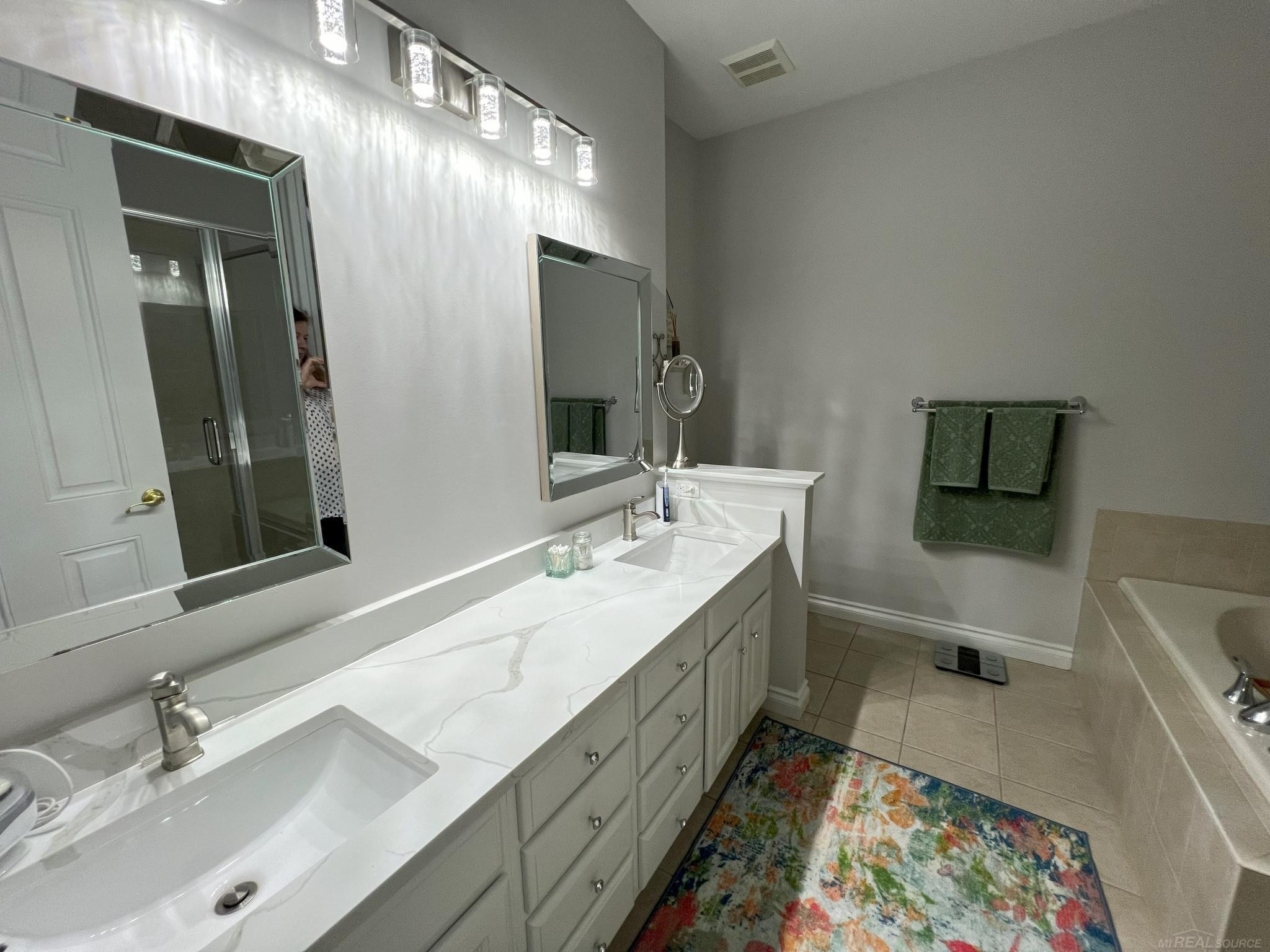 10823 Sparkling Waters, South Lyon, MI 48178 — Photo 10