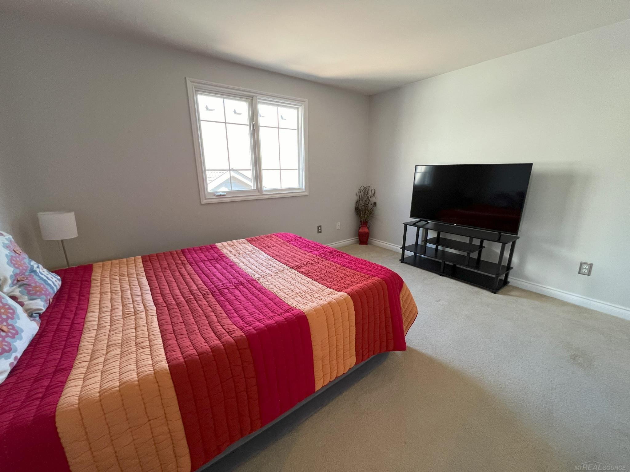 10823 Sparkling Waters, South Lyon, MI 48178 — Photo 15