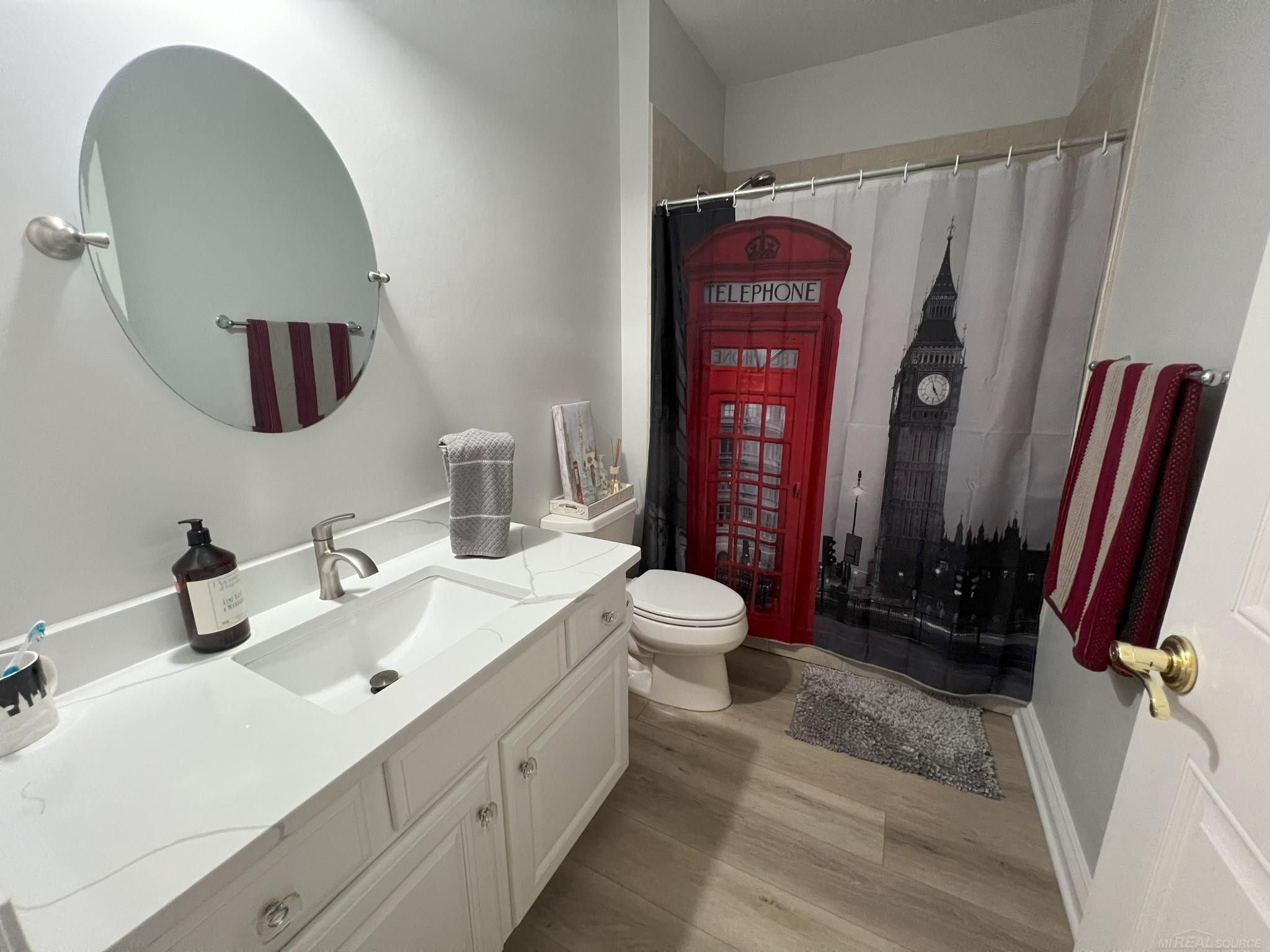 10823 Sparkling Waters, South Lyon, MI 48178 — Photo 19