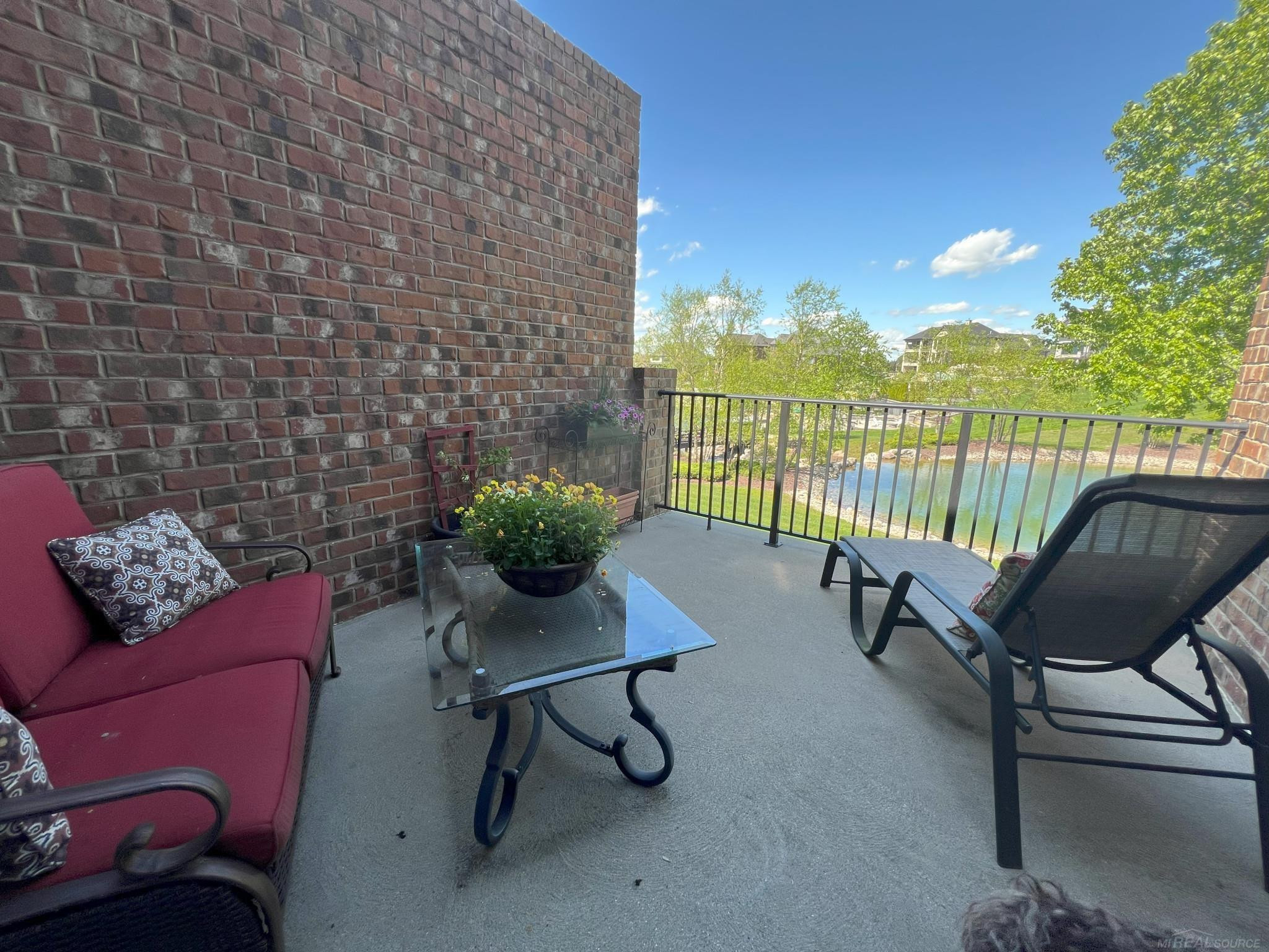 10823 Sparkling Waters, South Lyon, MI 48178 — Photo 21