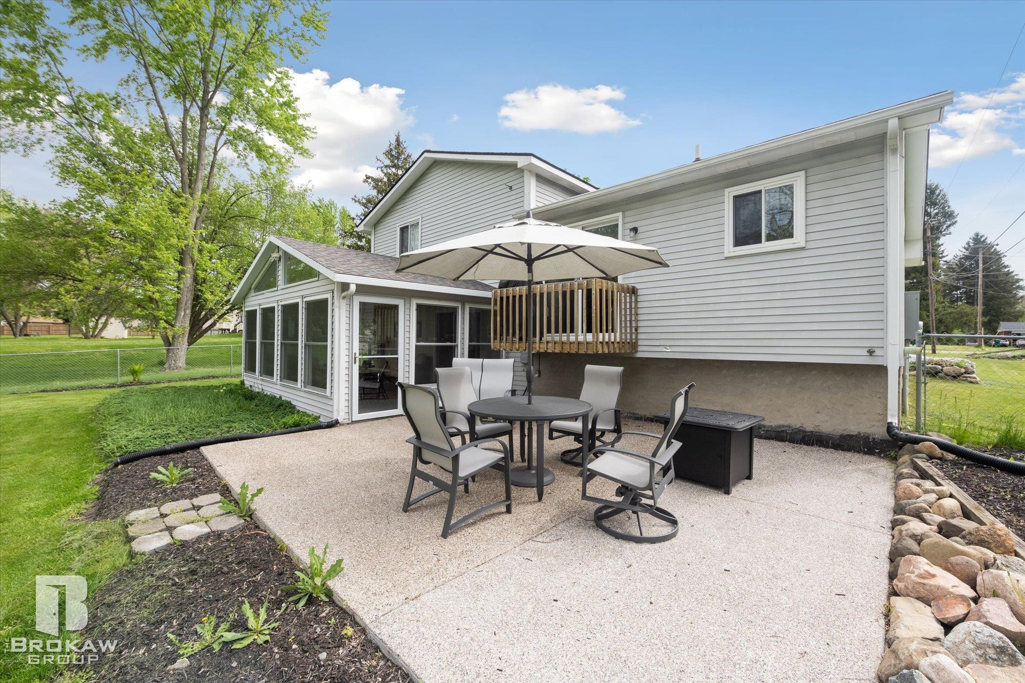 315 Sherman, Ortonville, MI 48462 — Photo 3