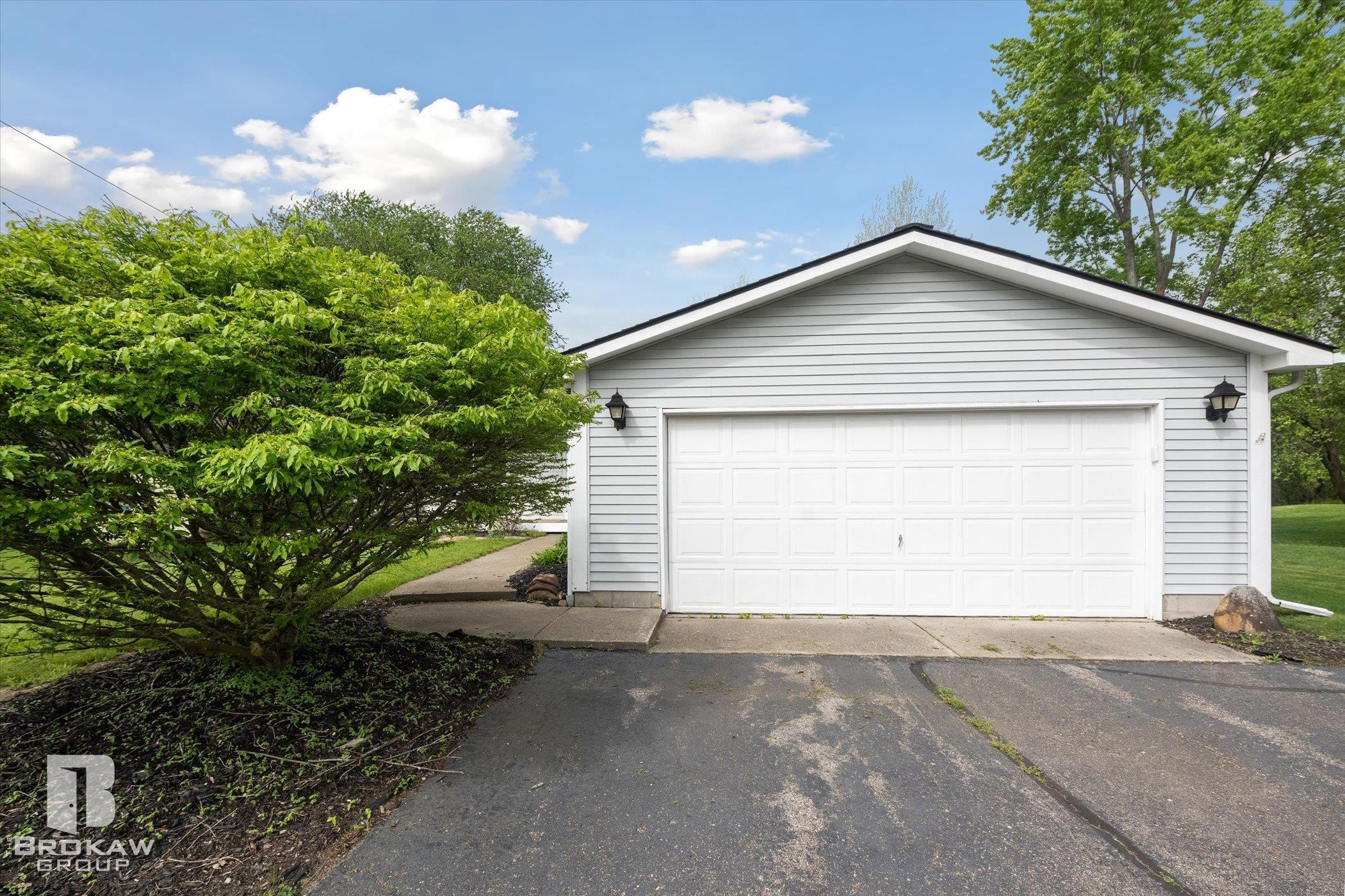 315 Sherman, Ortonville, MI 48462 — Photo 48