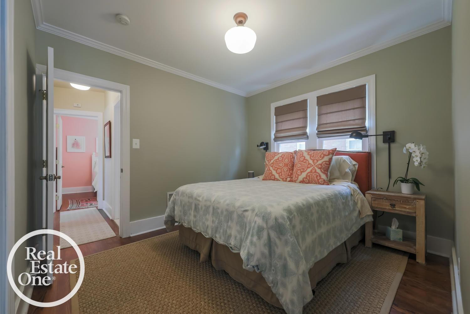 529 St Clair, Grosse Pointe, MI 48230 — Photo 11