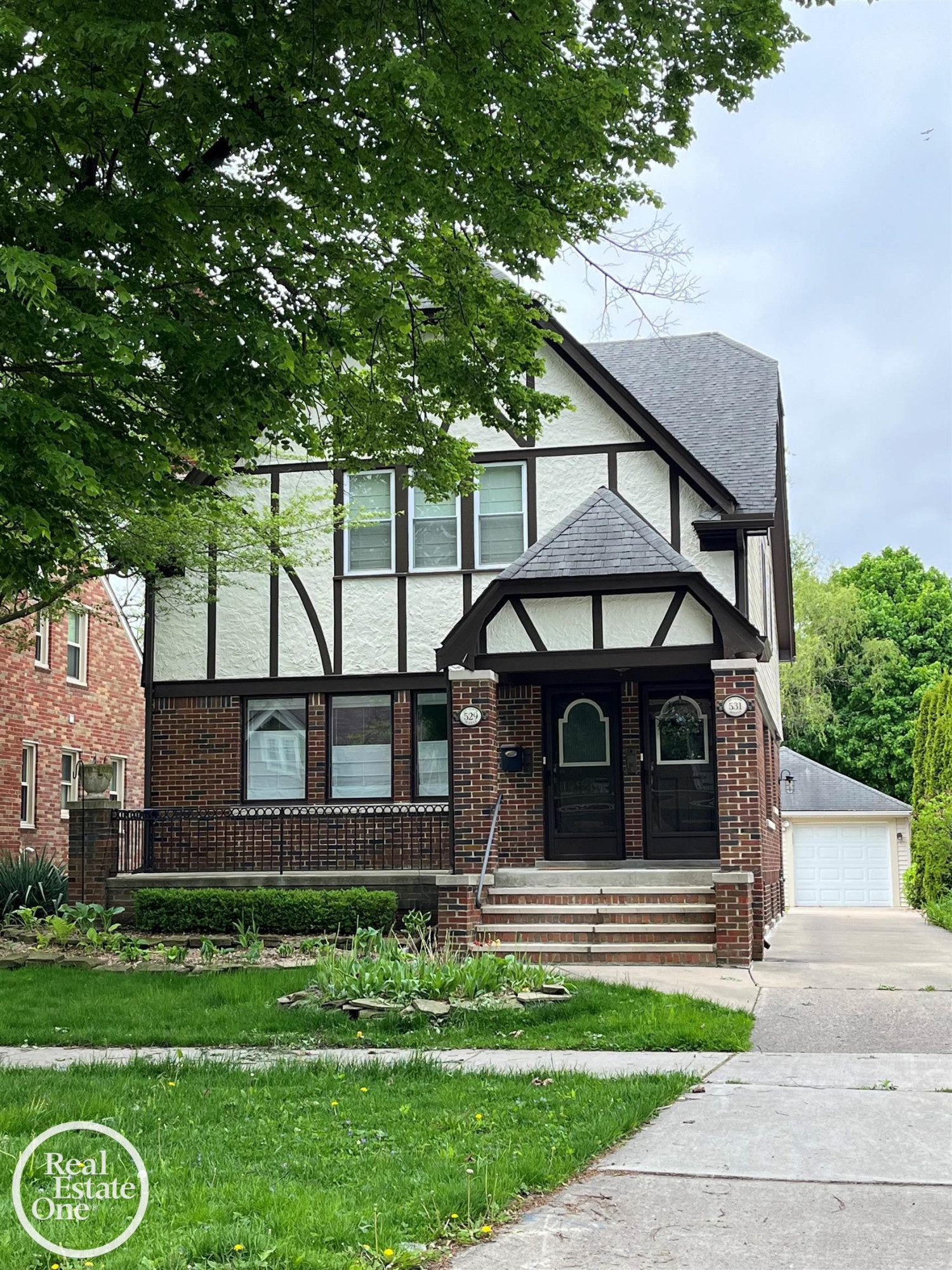 529 St Clair, Grosse Pointe, MI 48230 — Photo 18