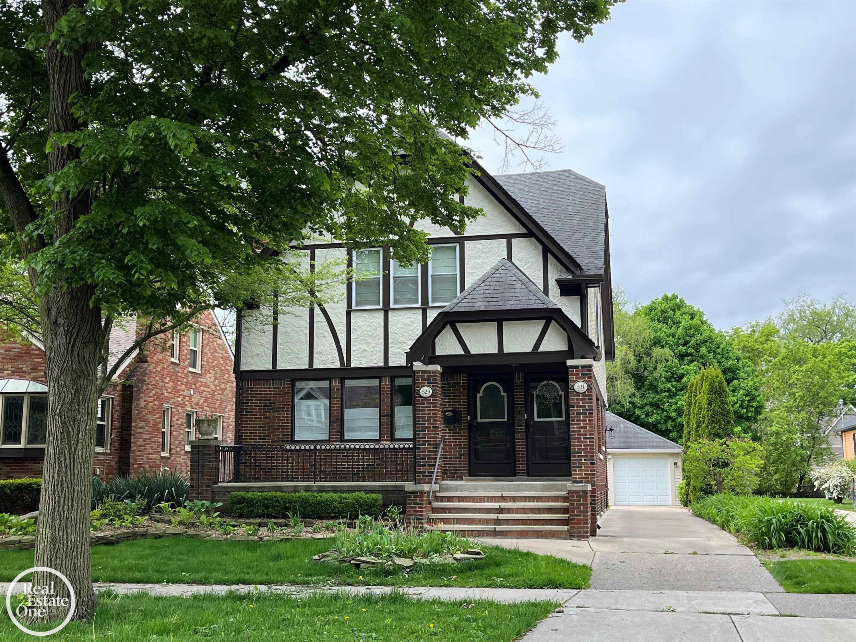529 St Clair, Grosse Pointe, MI 48230 — Photo 19
