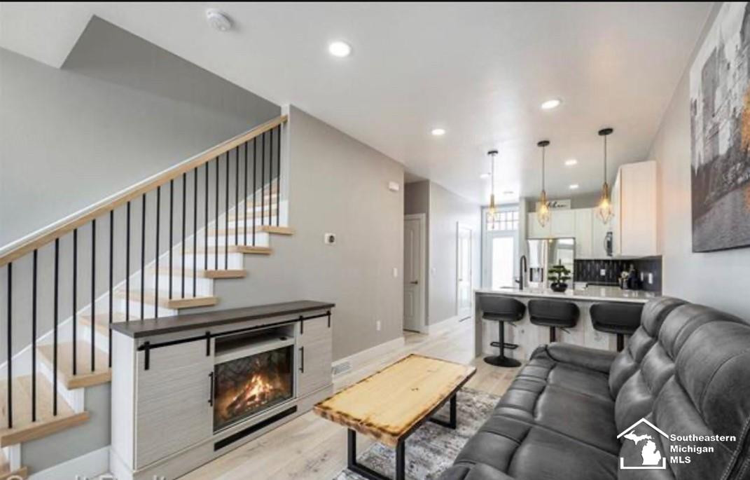 408 Beachwalk, Luna Pier, MI 48157 — Photo 3
