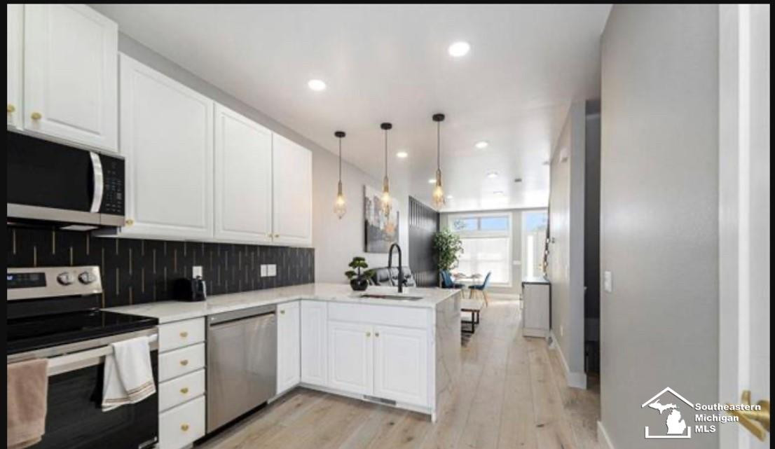 408 Beachwalk, Luna Pier, MI 48157 — Photo 4