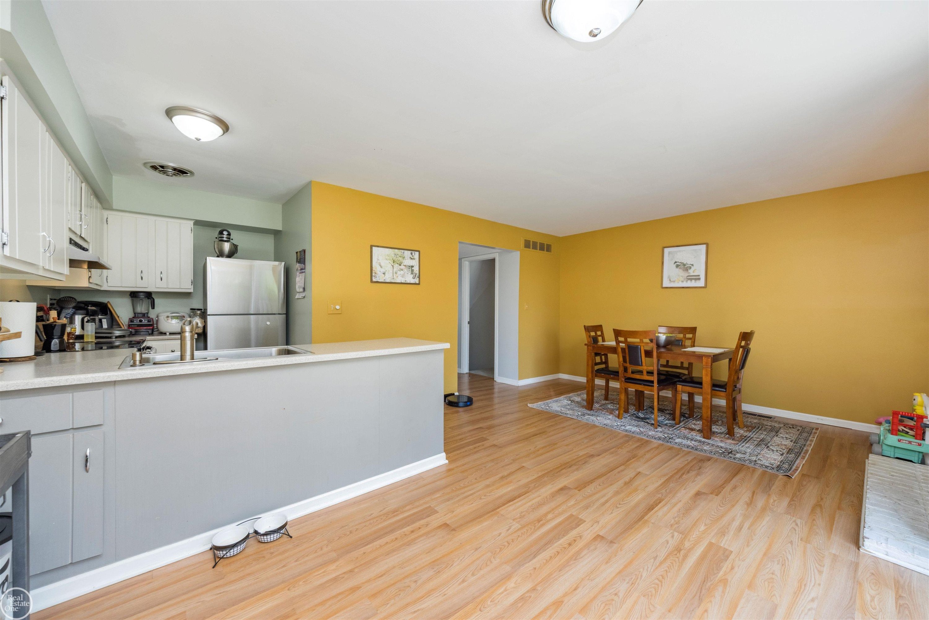 1922 Wickham Street, Royal Oak, MI 48073 — Photo 13
