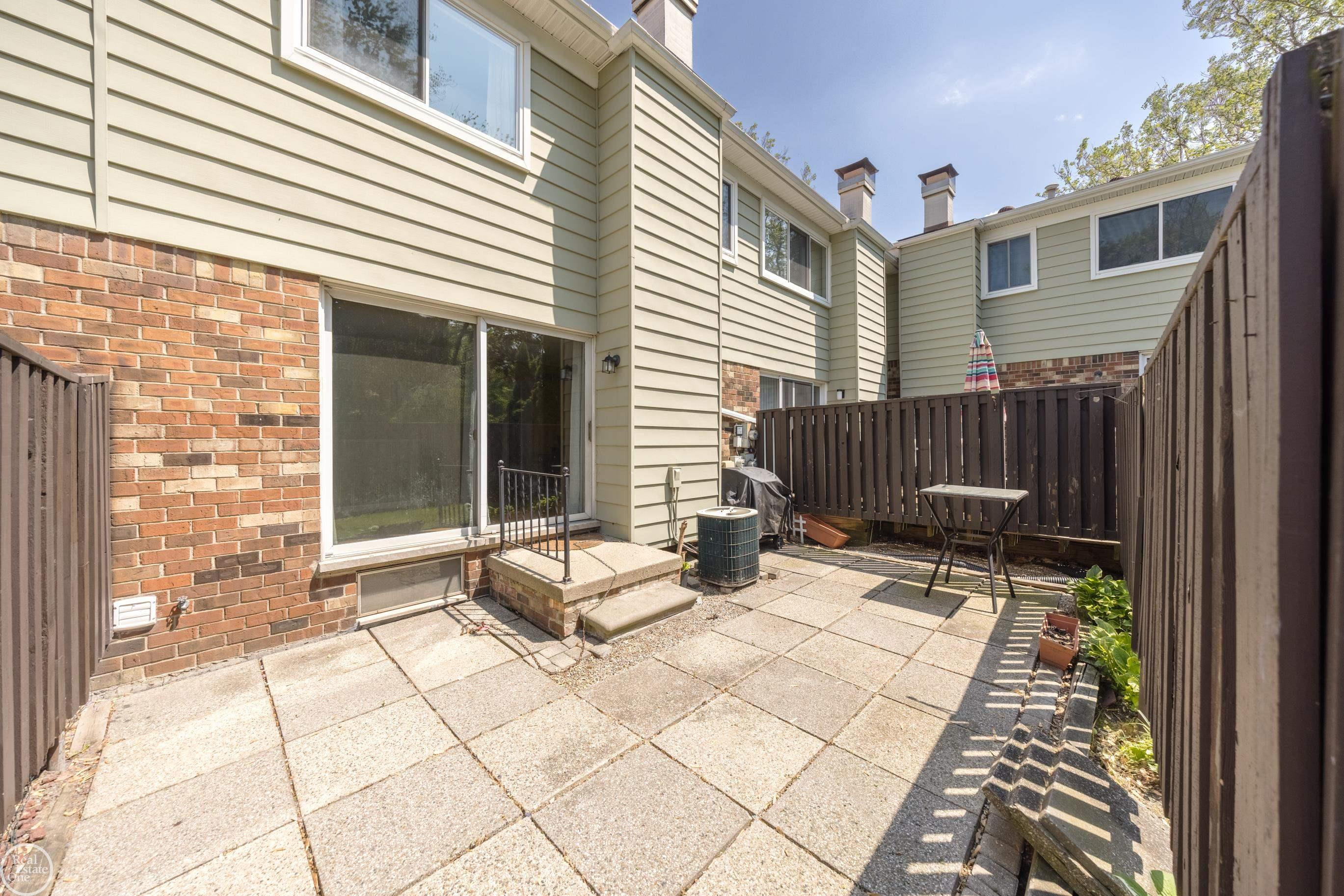 1922 Wickham Street, Royal Oak, MI 48073 — Photo 31