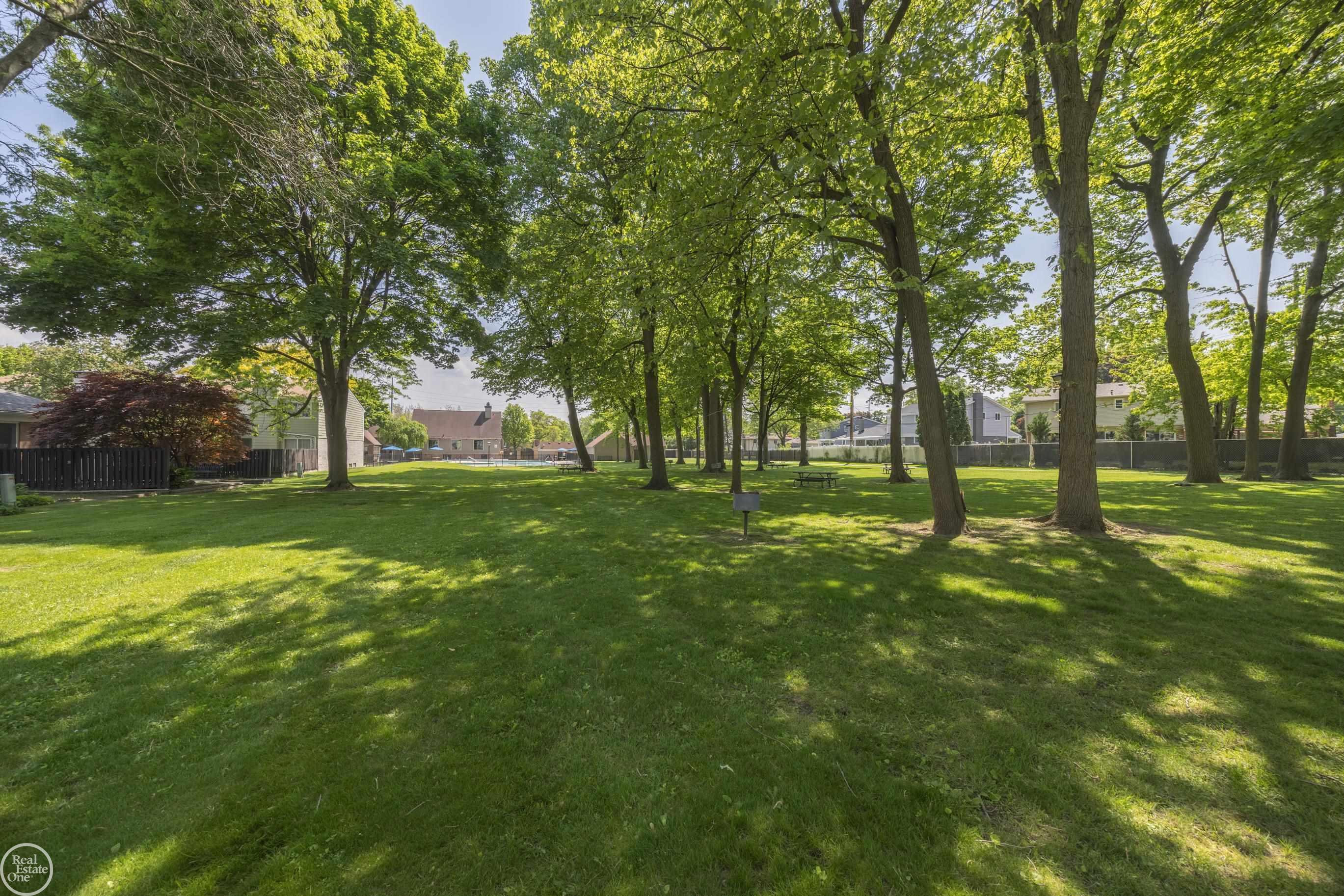 1922 Wickham Street, Royal Oak, MI 48073 — Photo 34