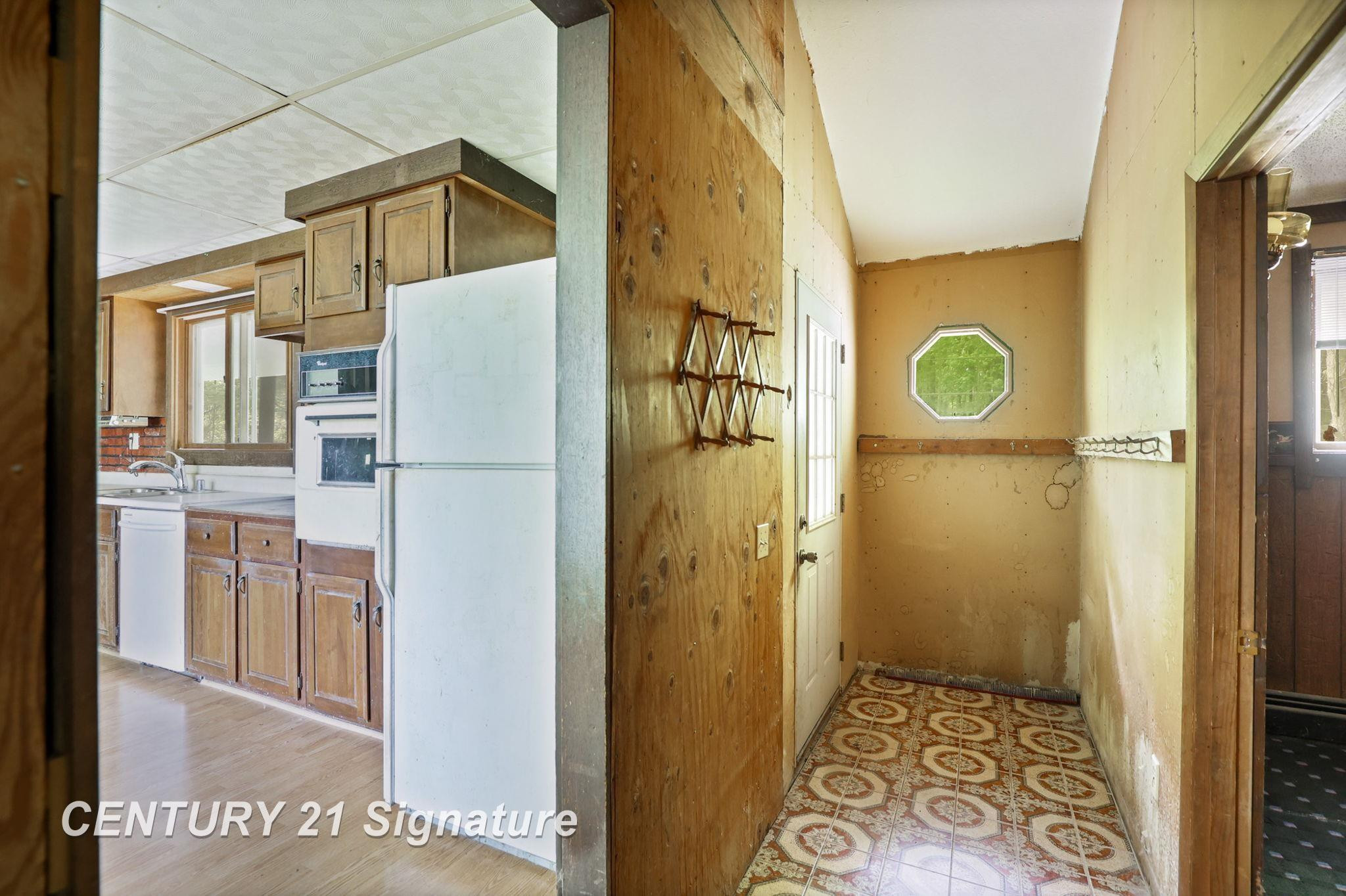 12092 Spencer Road, Saginaw, MI 48609 — Photo 24