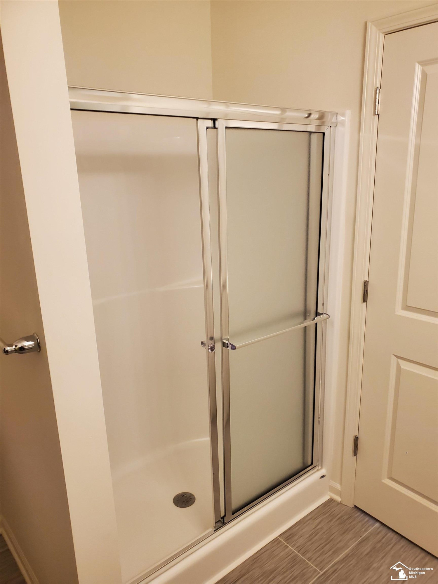 833 Plum Village, Unit 44, Monroe, MI 48161 — Photo 8