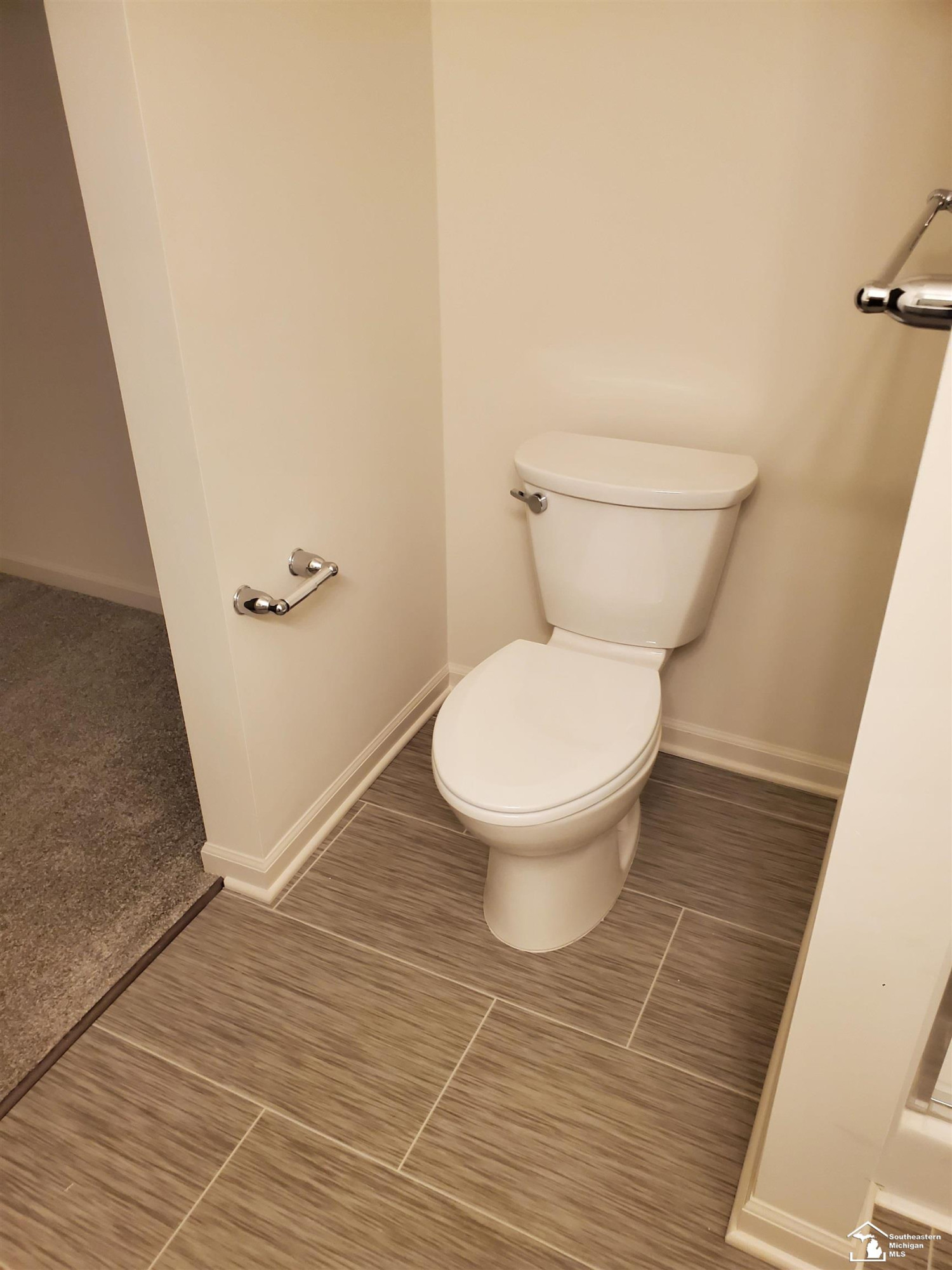 833 Plum Village, Unit 44, Monroe, MI 48161 — Photo 9