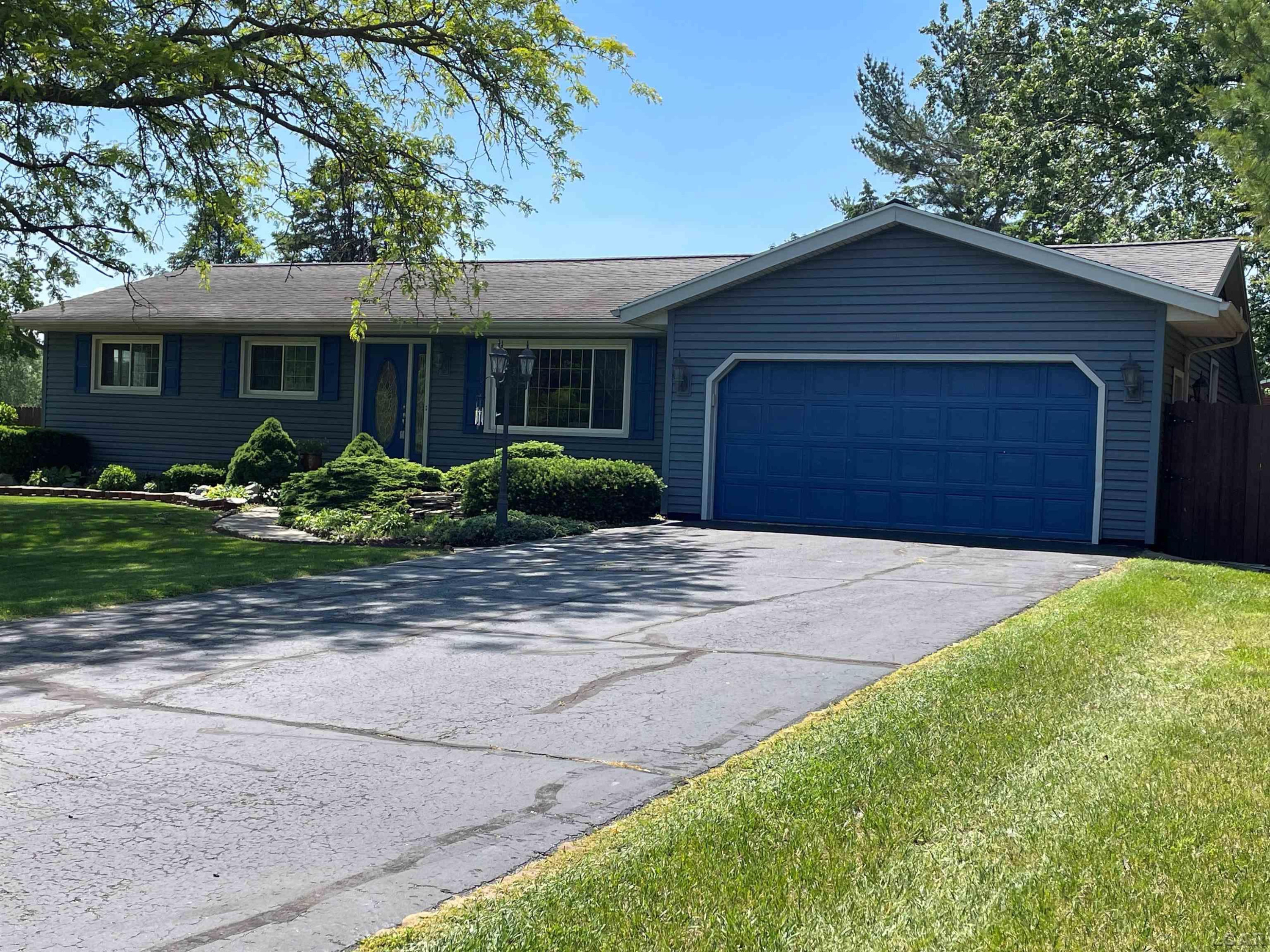 4278 Mohawk Trail, Adrian, MI 49221 — Photo 2