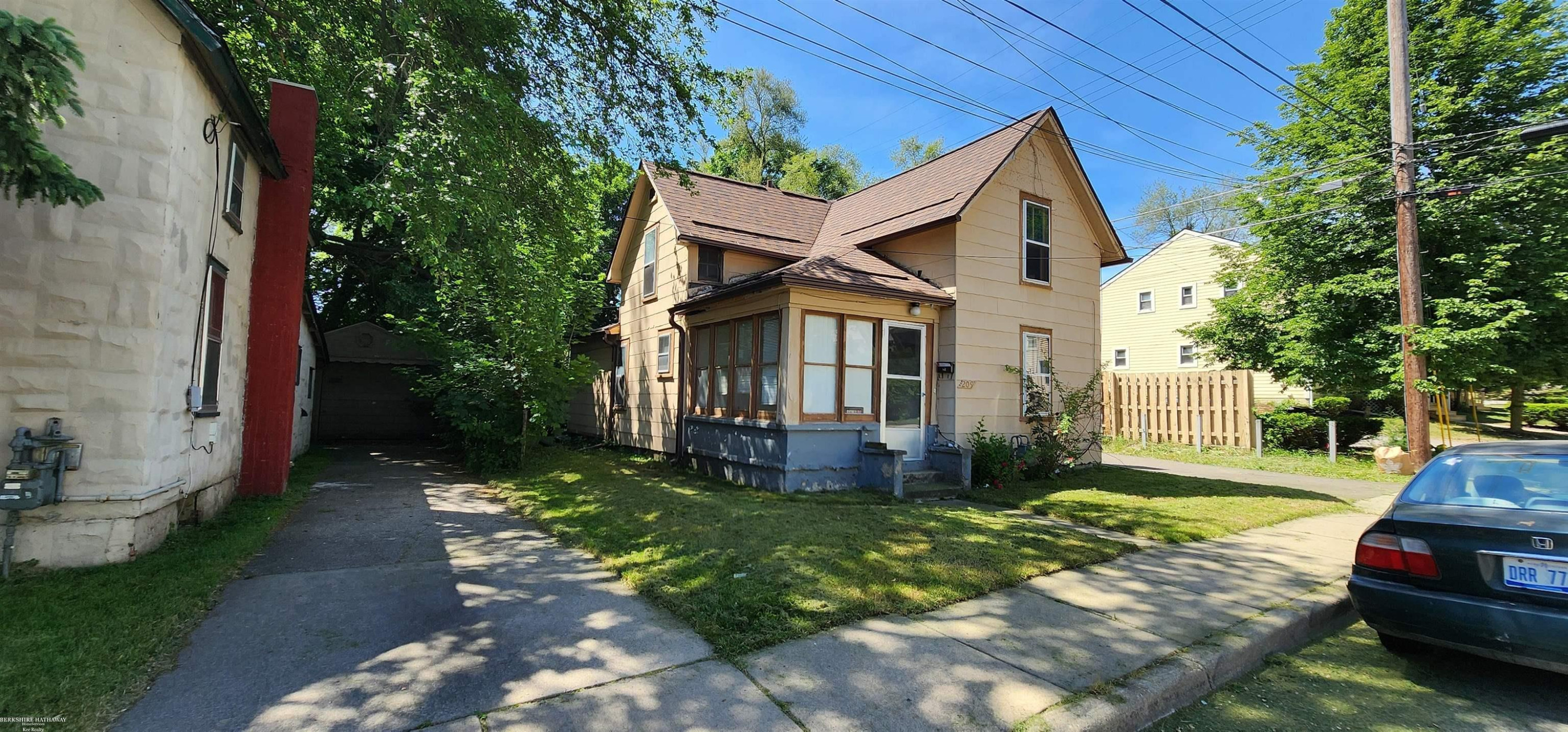 209 Arcade, Ypsilanti, MI 48197 — Photo 2