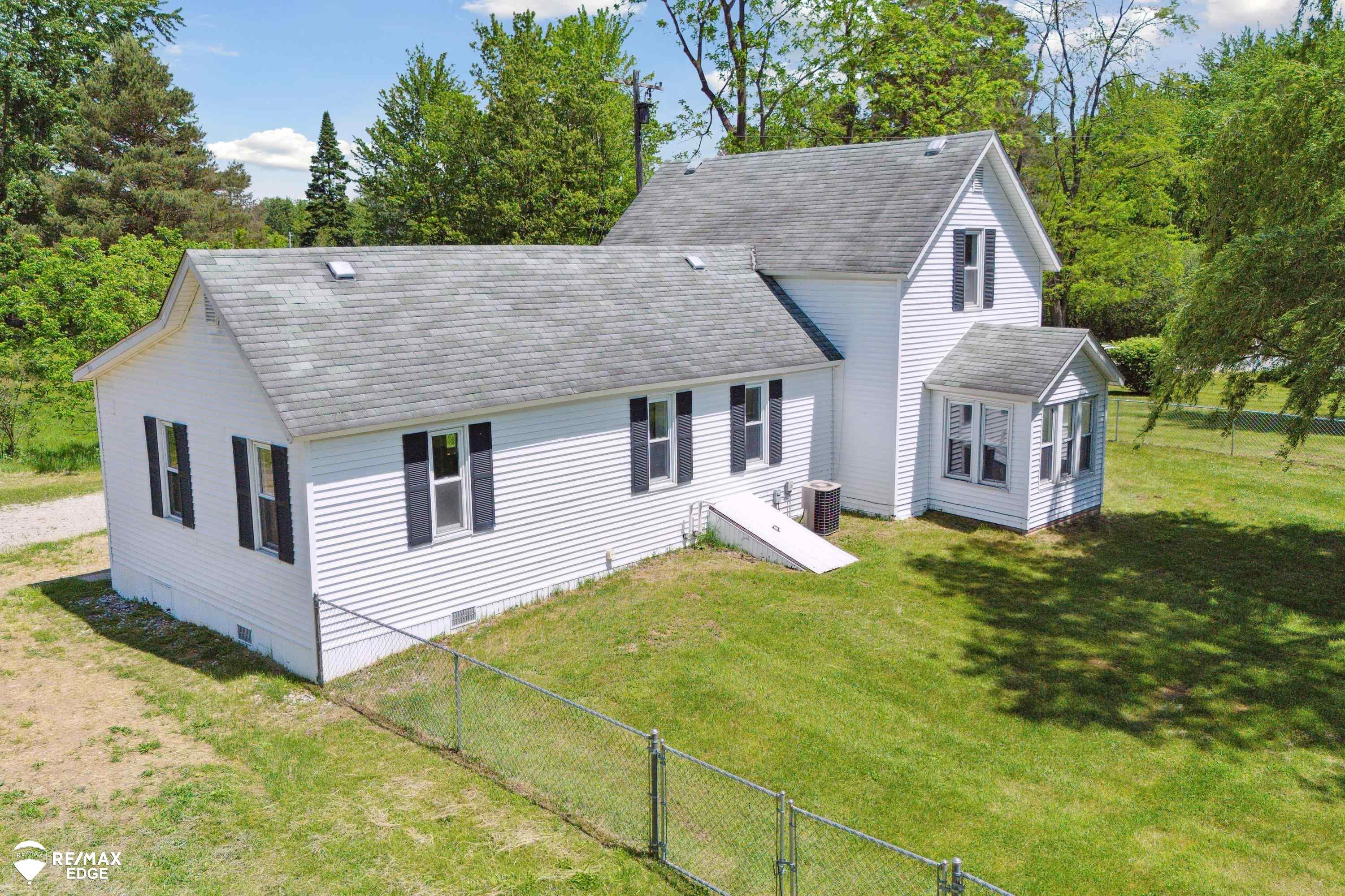 8250 Bell, Birch Run, MI 48415 — Photo 63