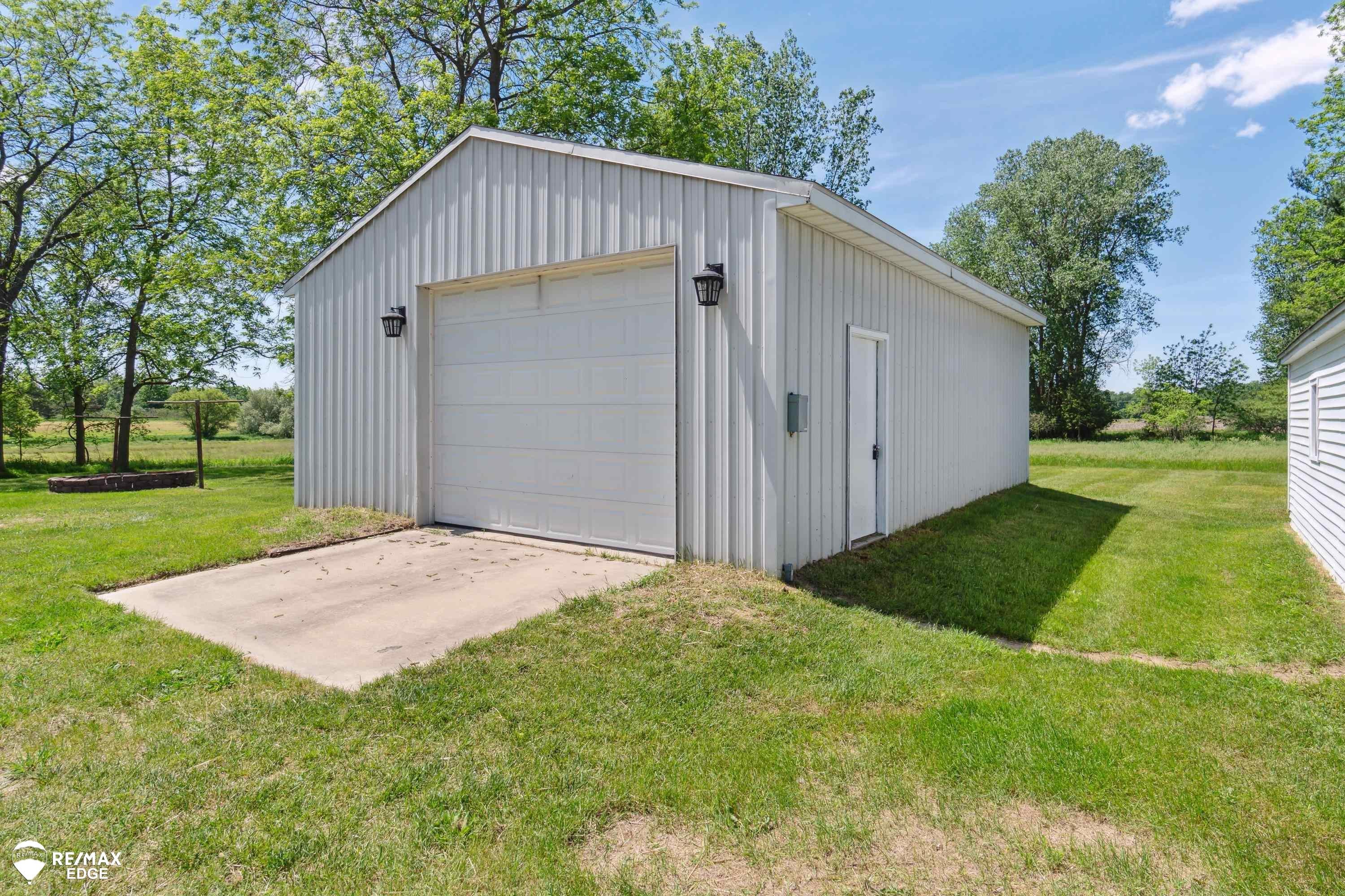 8250 Bell, Birch Run, MI 48415 — Photo 75