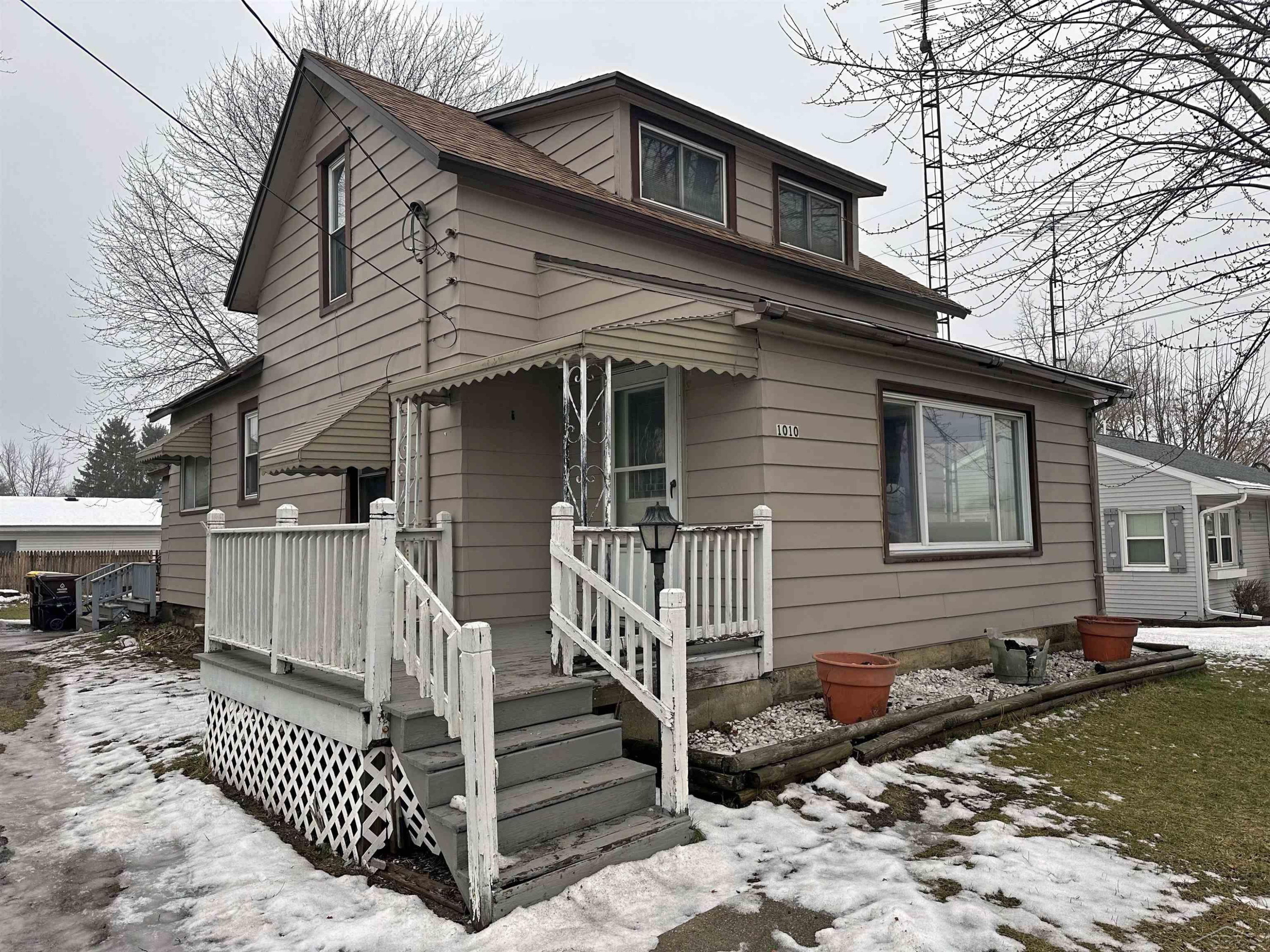 1010 W Broad Street, Chesaning, MI 48616 — Photo 2