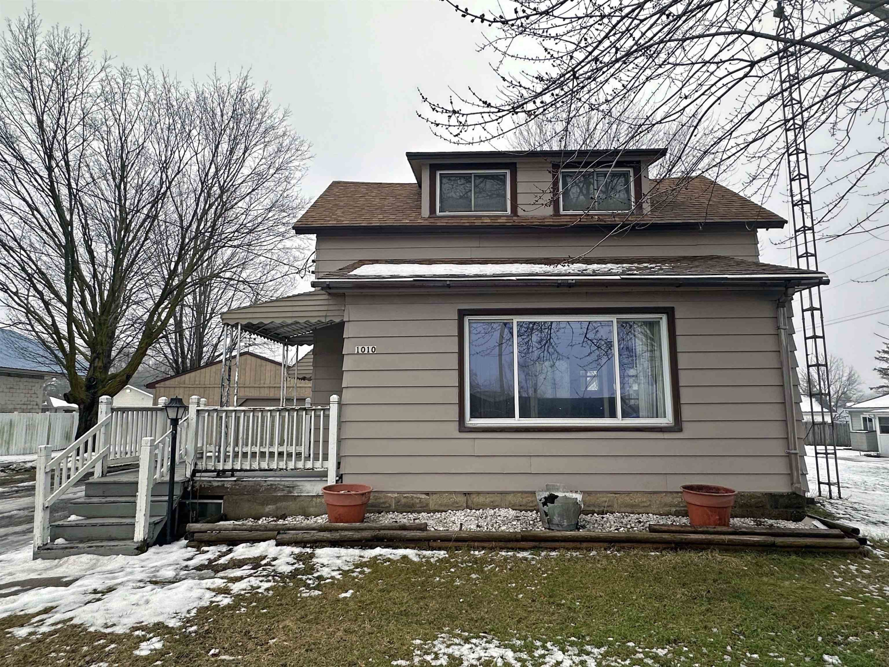 1010 W Broad, Chesaning, MI 48616 — Photo 3