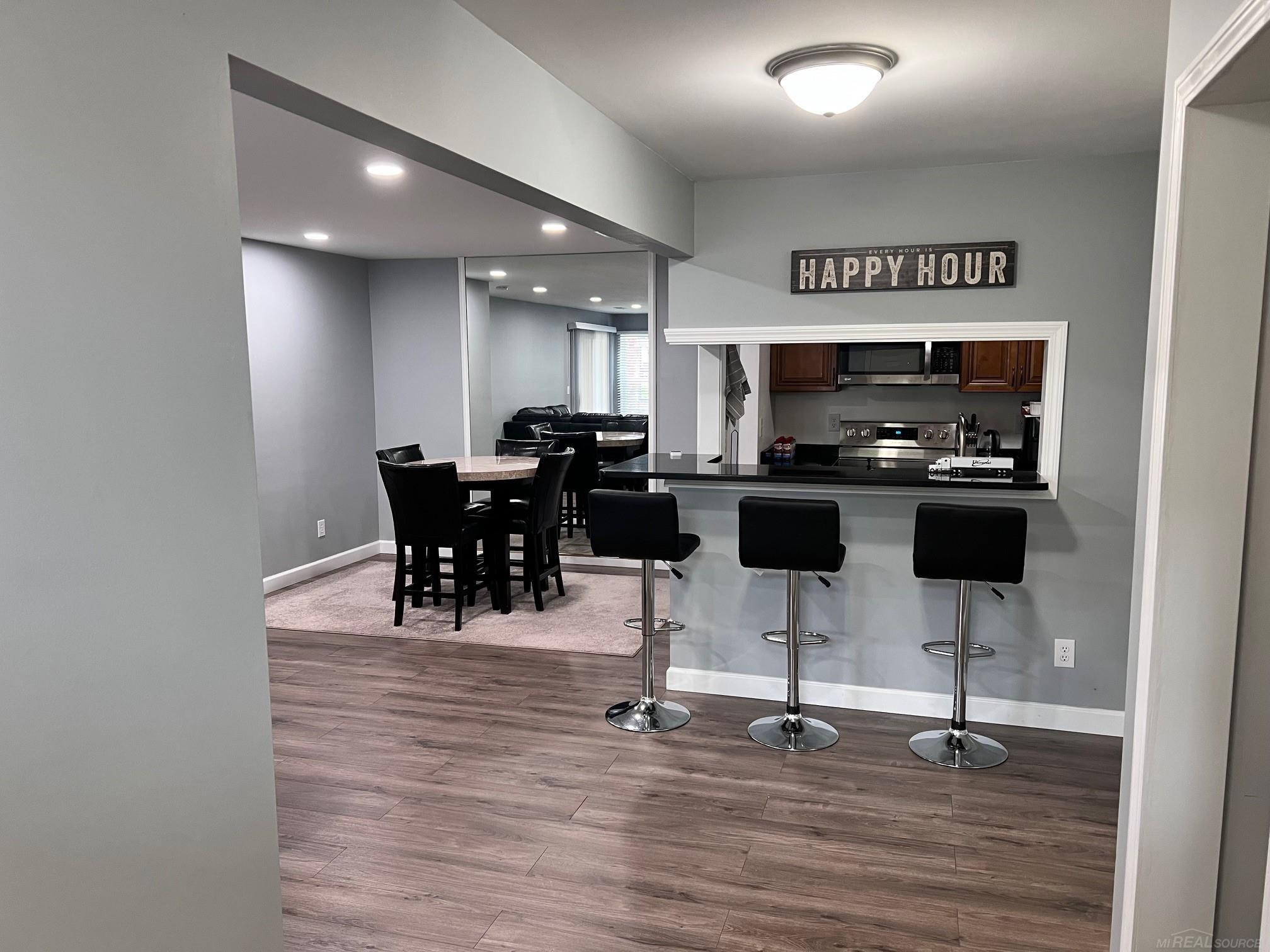 5852 Pine Aires Drive, Sterling Heights, MI 48314 — Photo 3