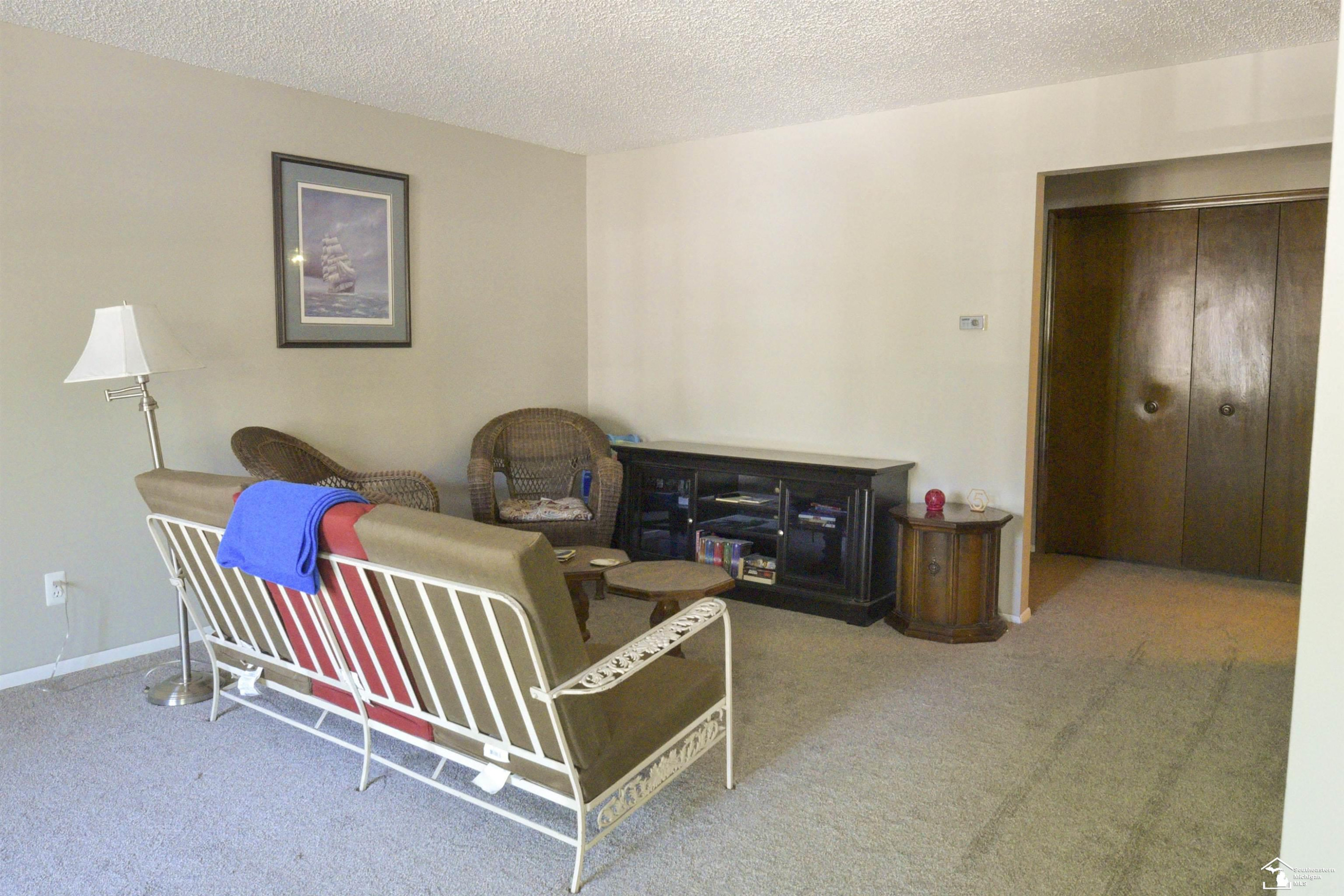 27635 W Echo, 114, Farmington Hills, MI 48334 — Photo 6