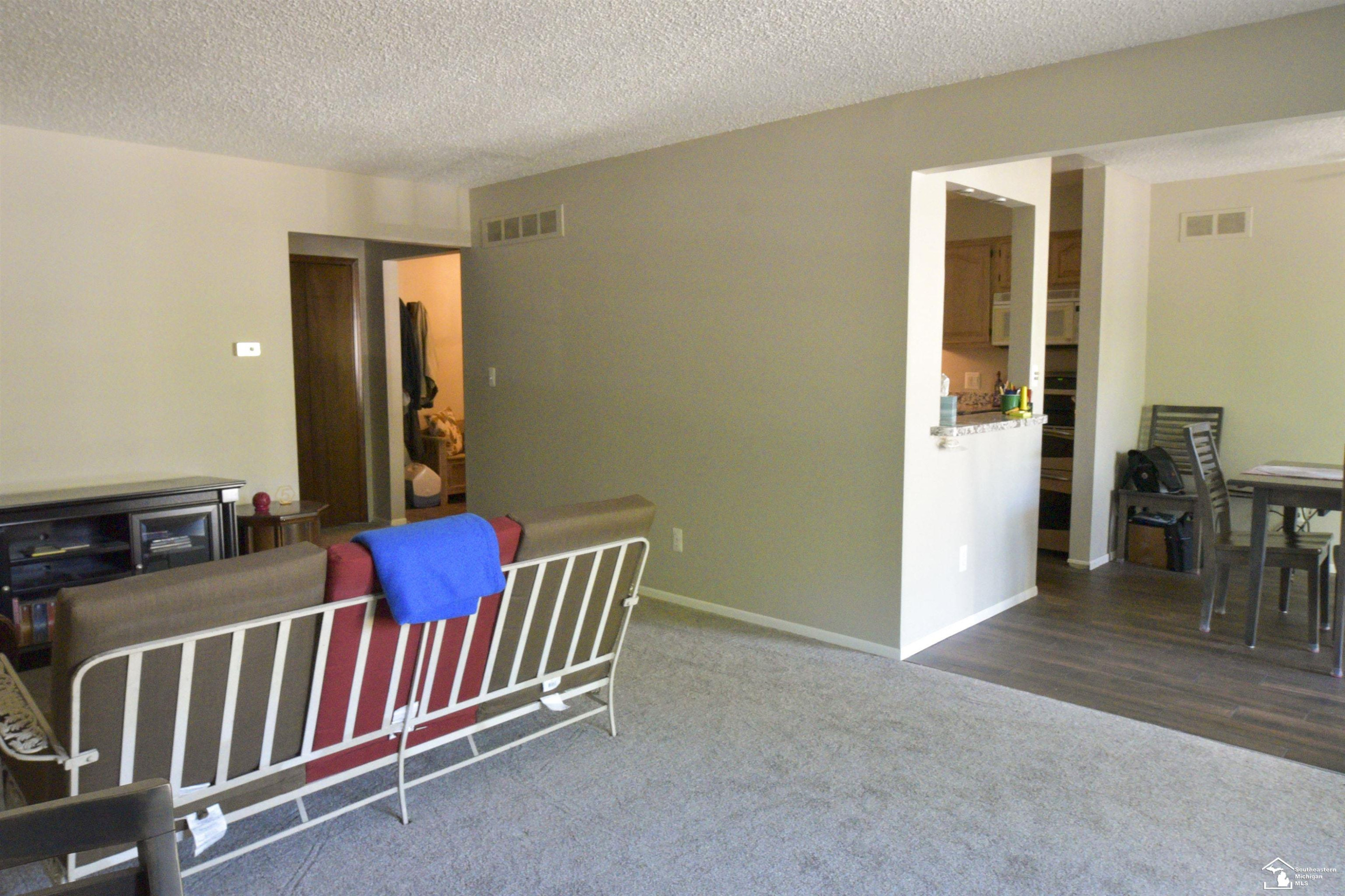 27635 W Echo, 114, Farmington Hills, MI 48334 — Photo 8