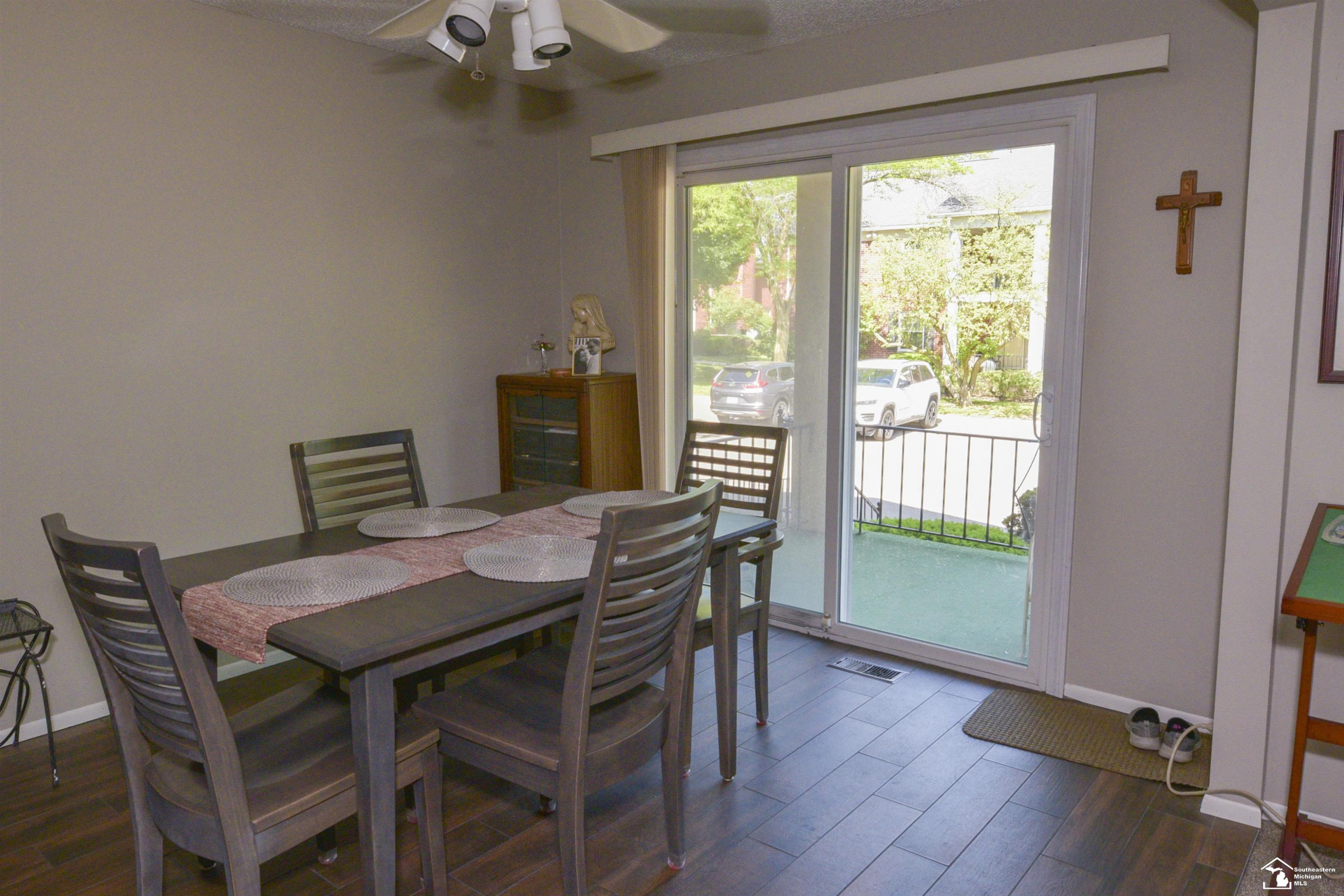 27635 W Echo, 114, Farmington Hills, MI 48334 — Photo 20