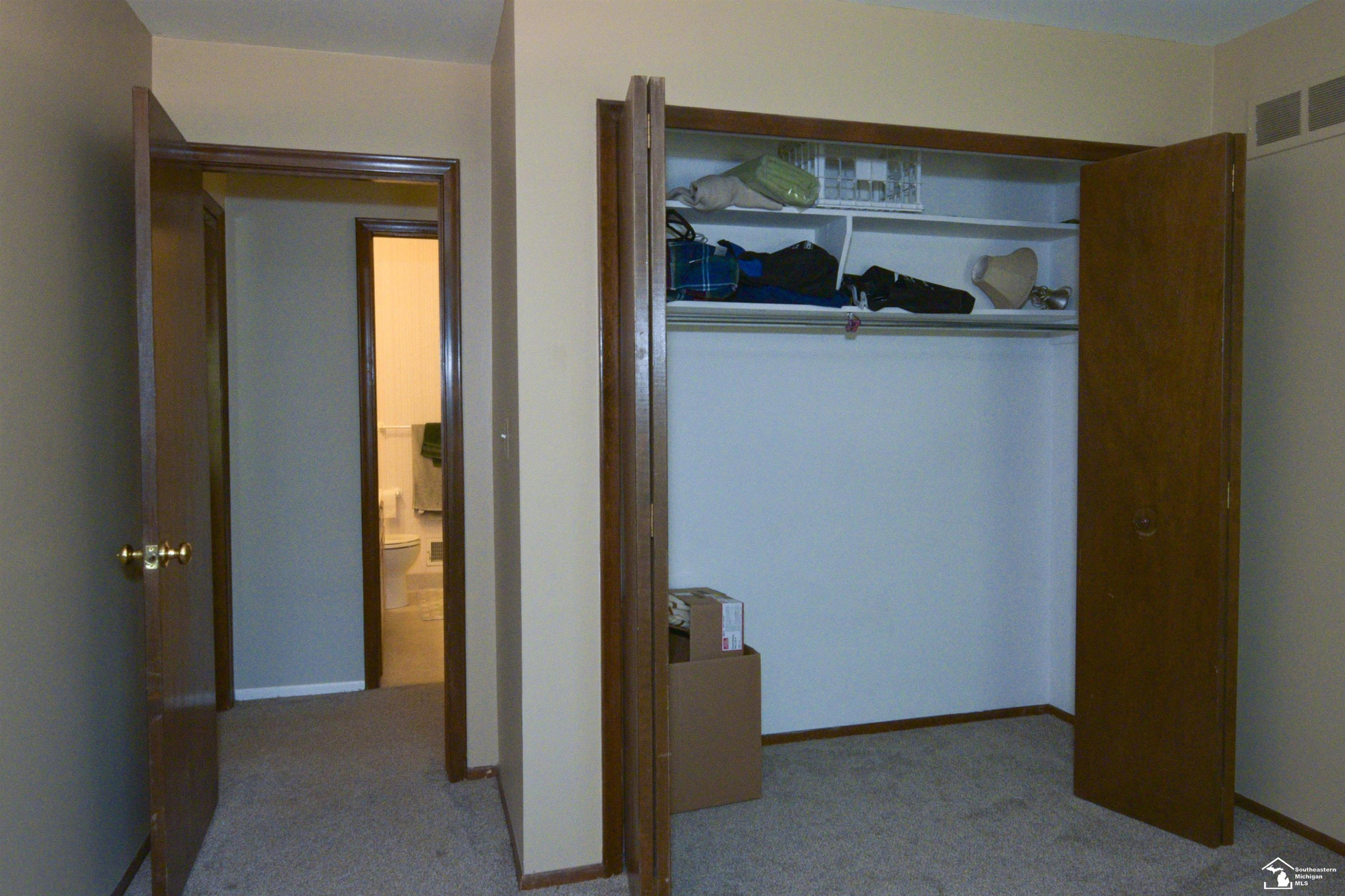 27635 W Echo, 114, Farmington Hills, MI 48334 — Photo 35
